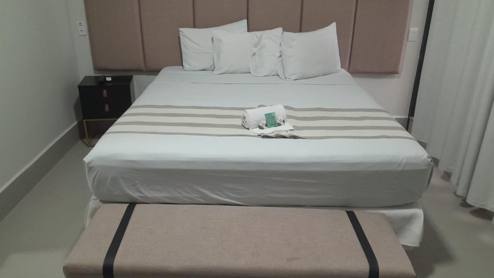 Double Room with Pool View photo 2