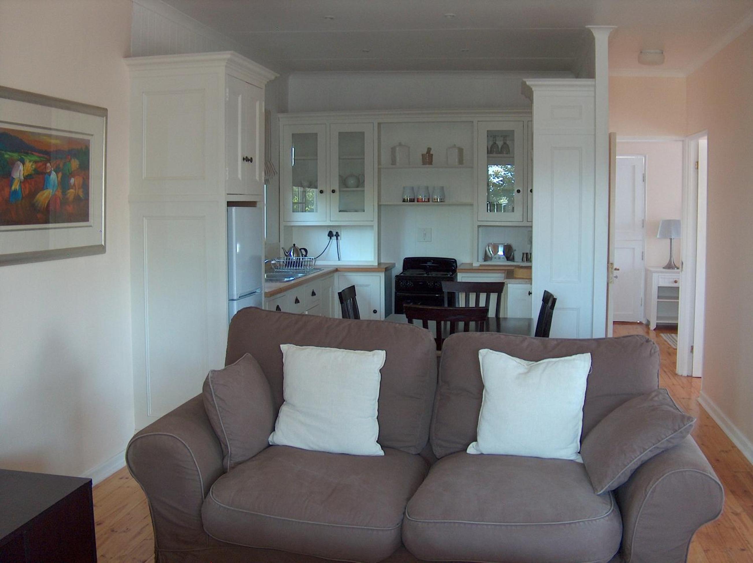 Family Room photo 3