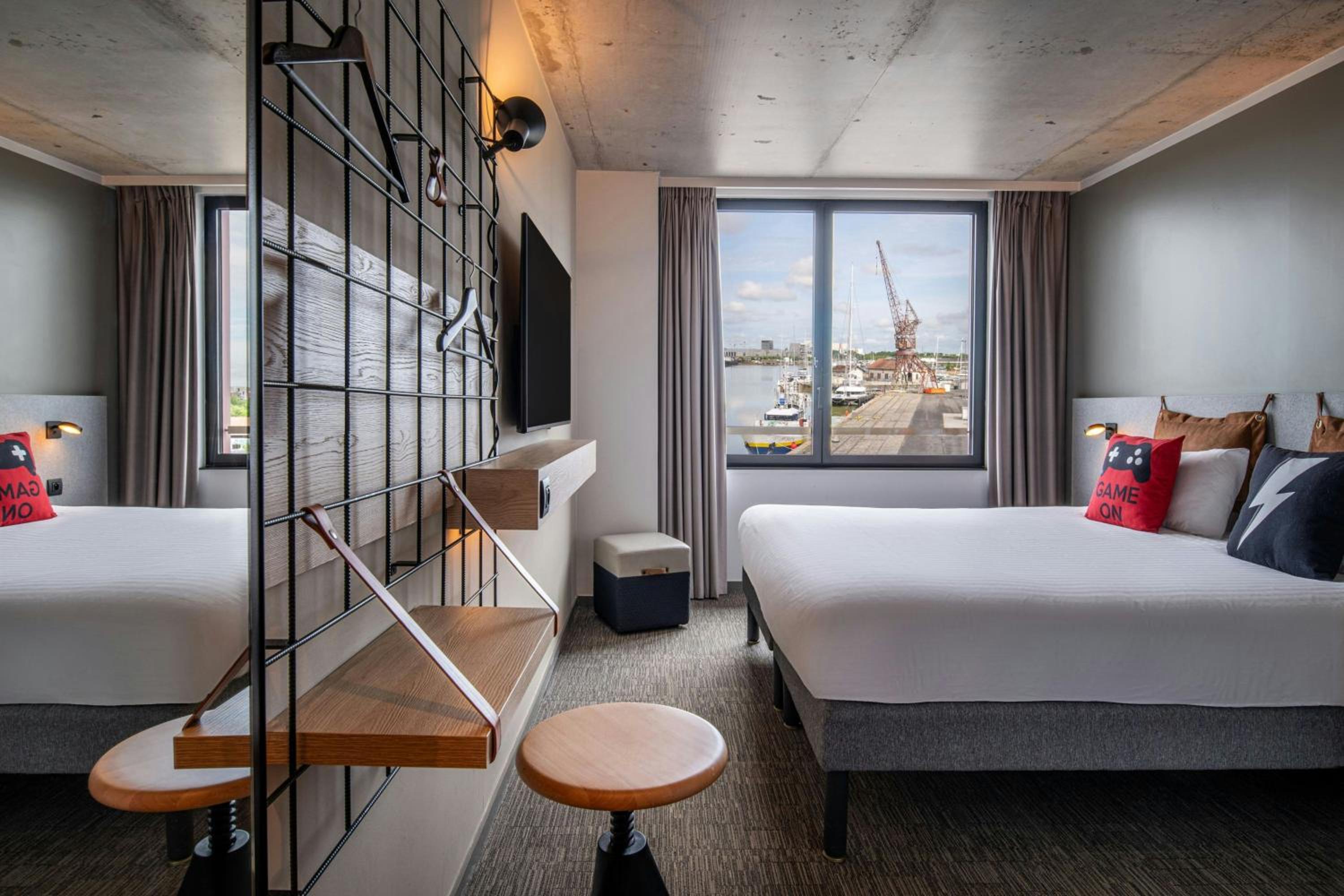 Moxy Harbor Sleeper Room with Harbor View