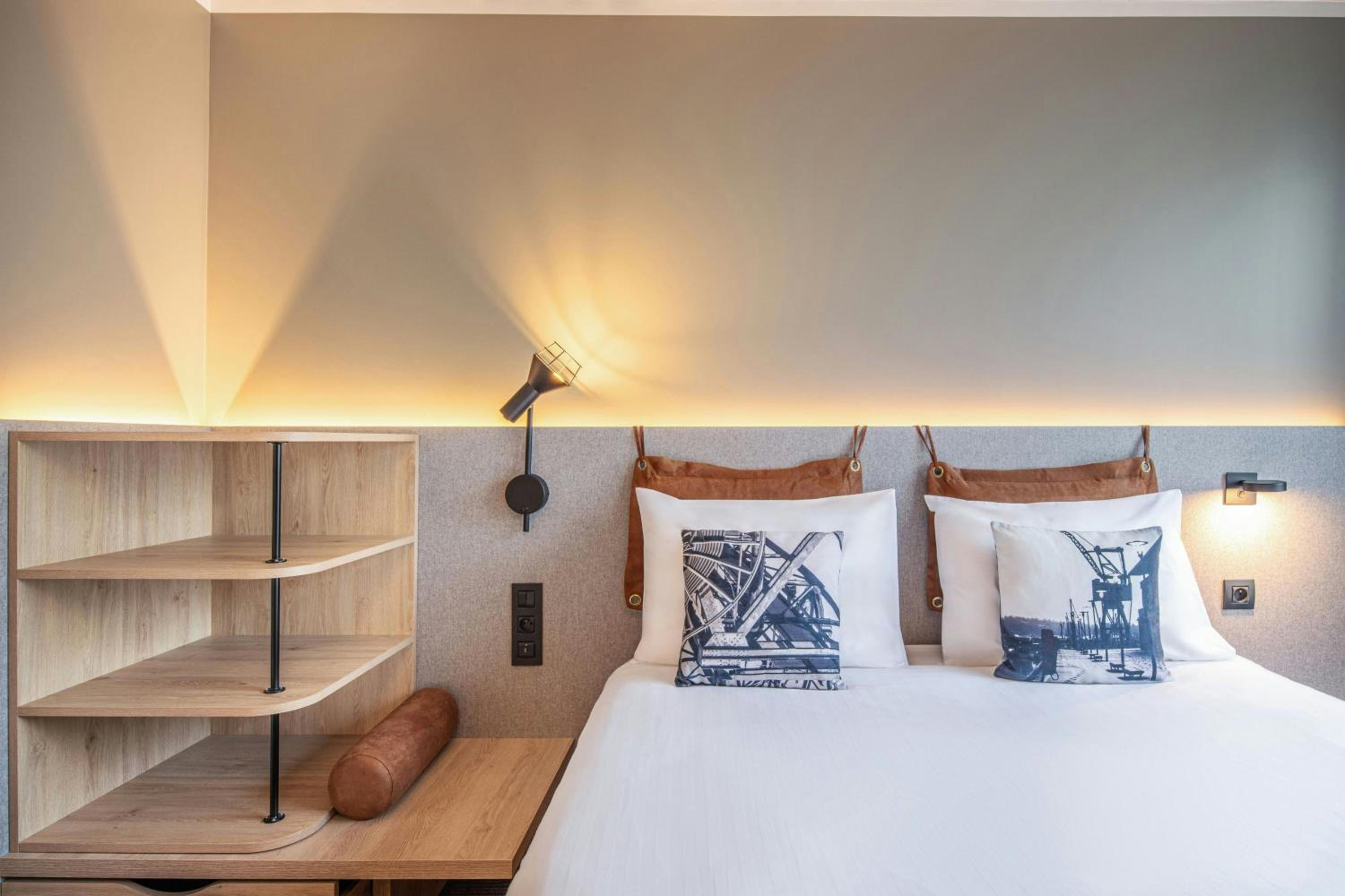 Moxy Sleeper Room with Queen bed