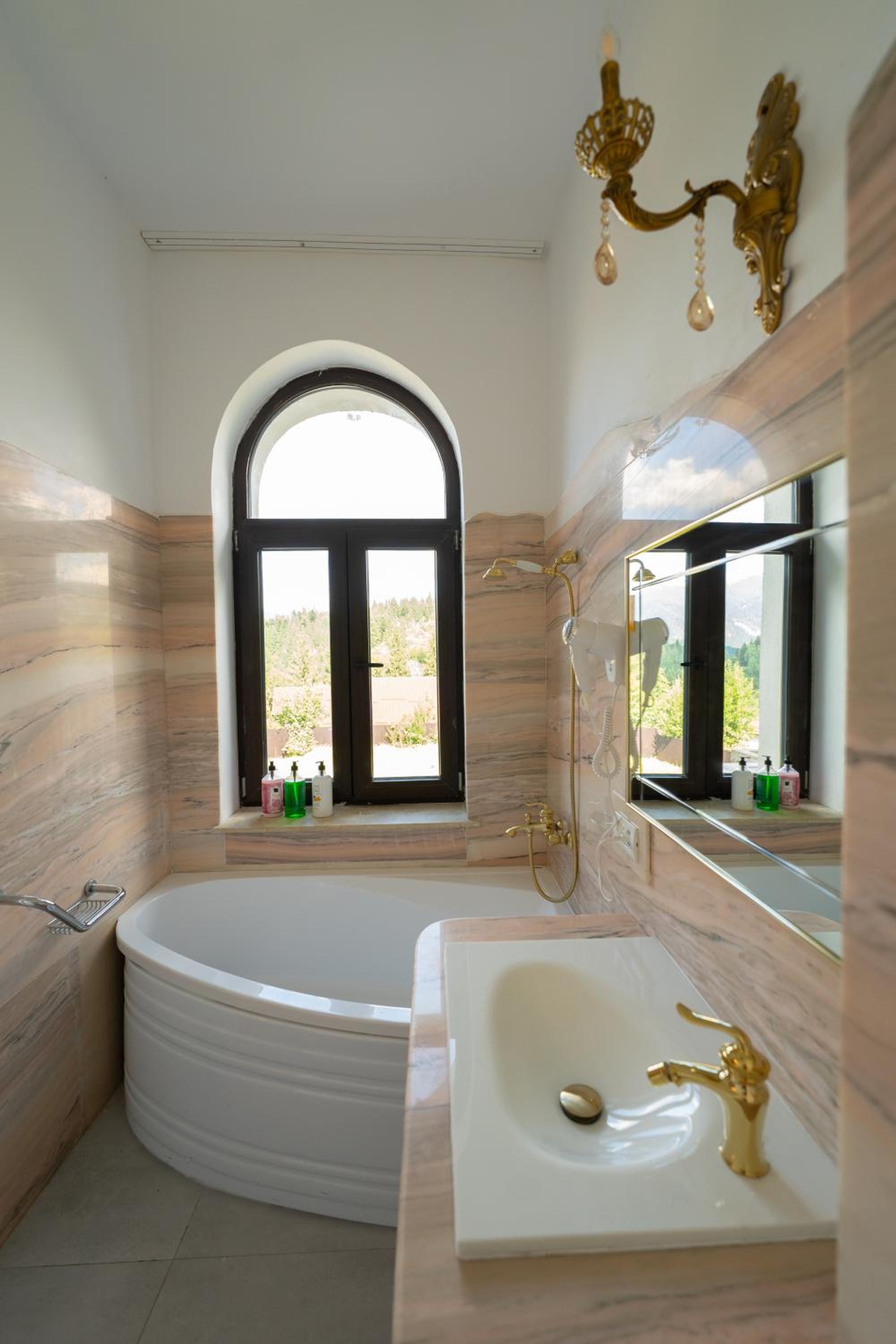 Superior Triple Room photo 3