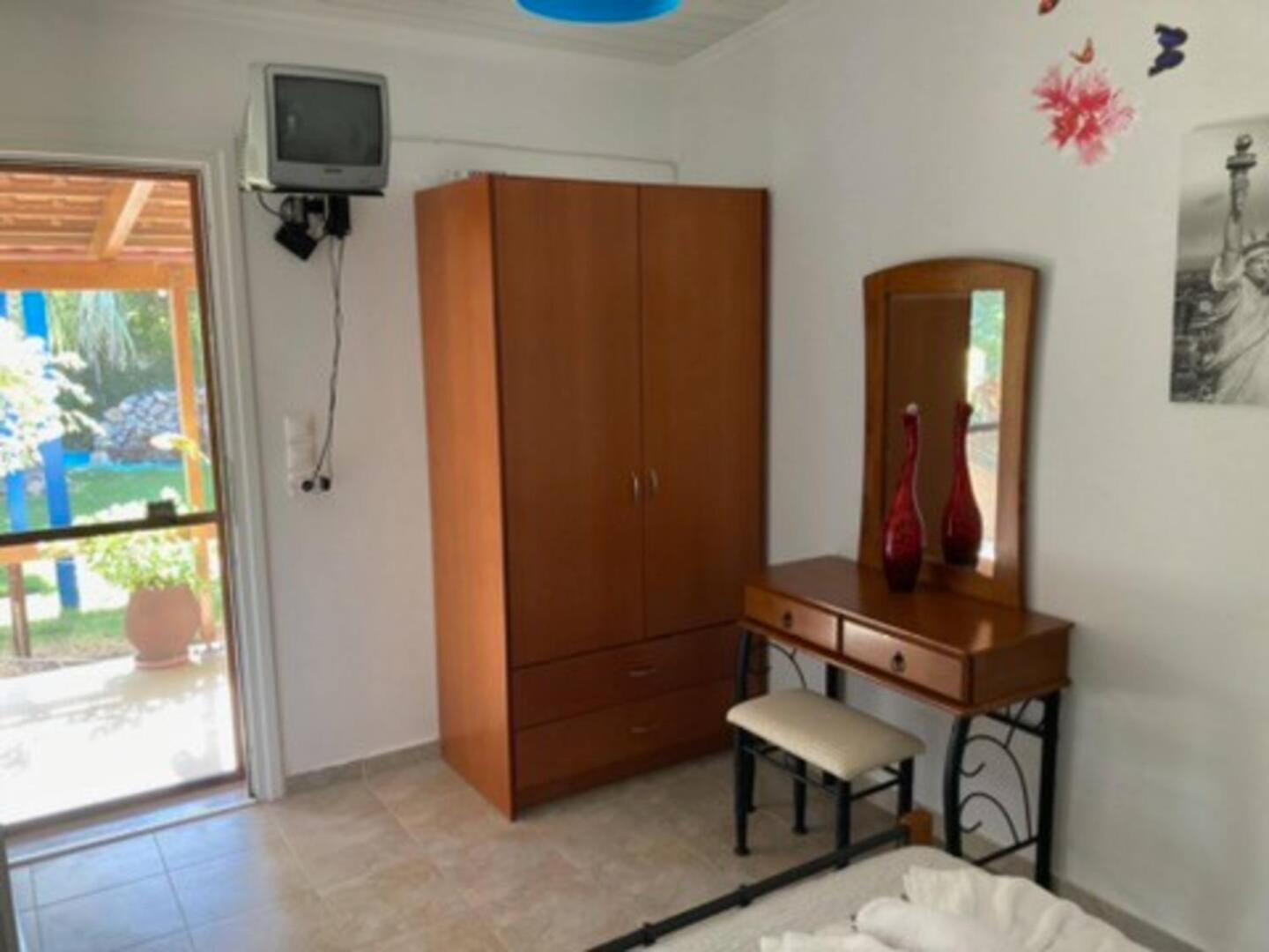 Two-Bedroom House photo 3