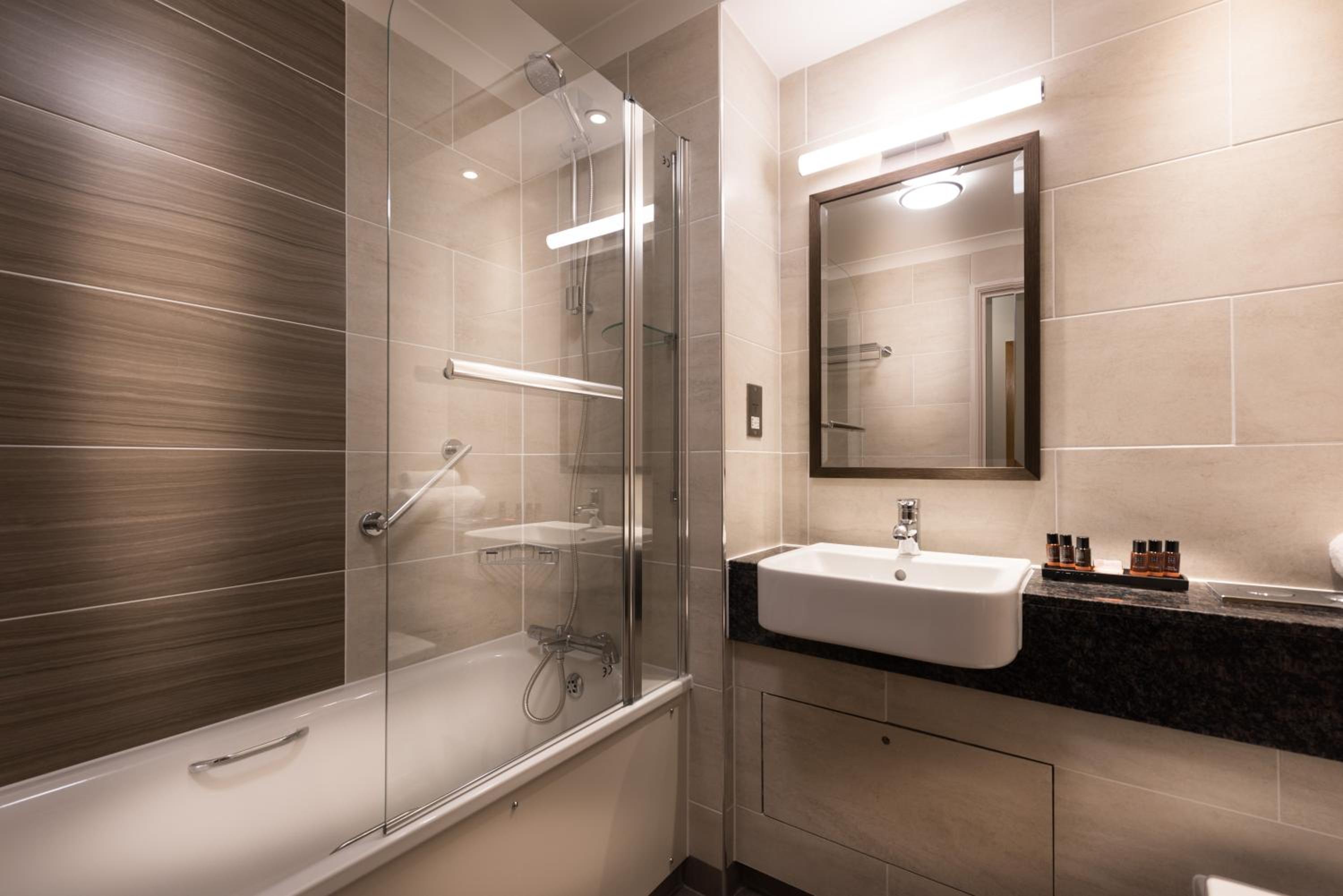 Superior Double Room - Photo 2