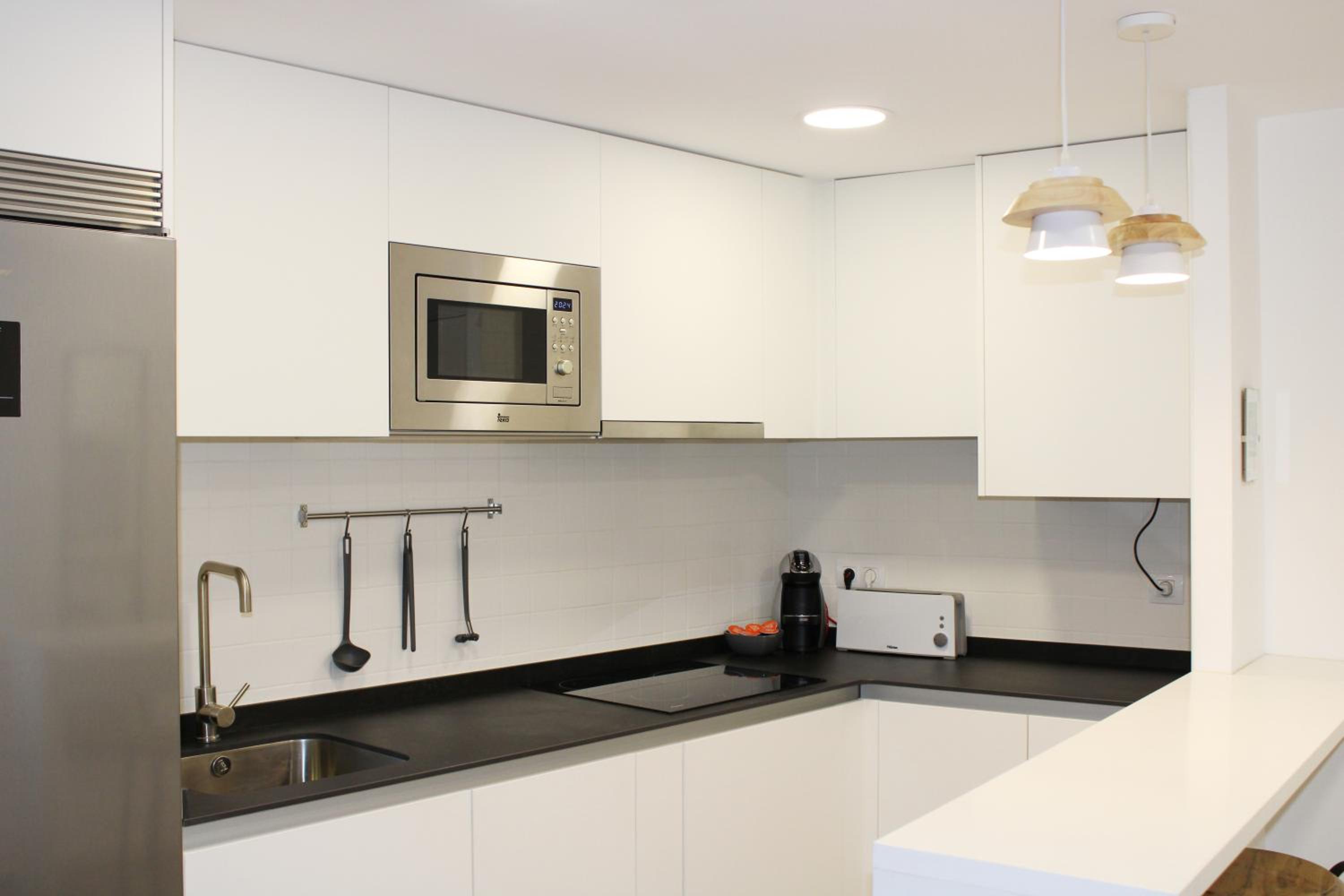 One-Bedroom Apartment - Photo 17