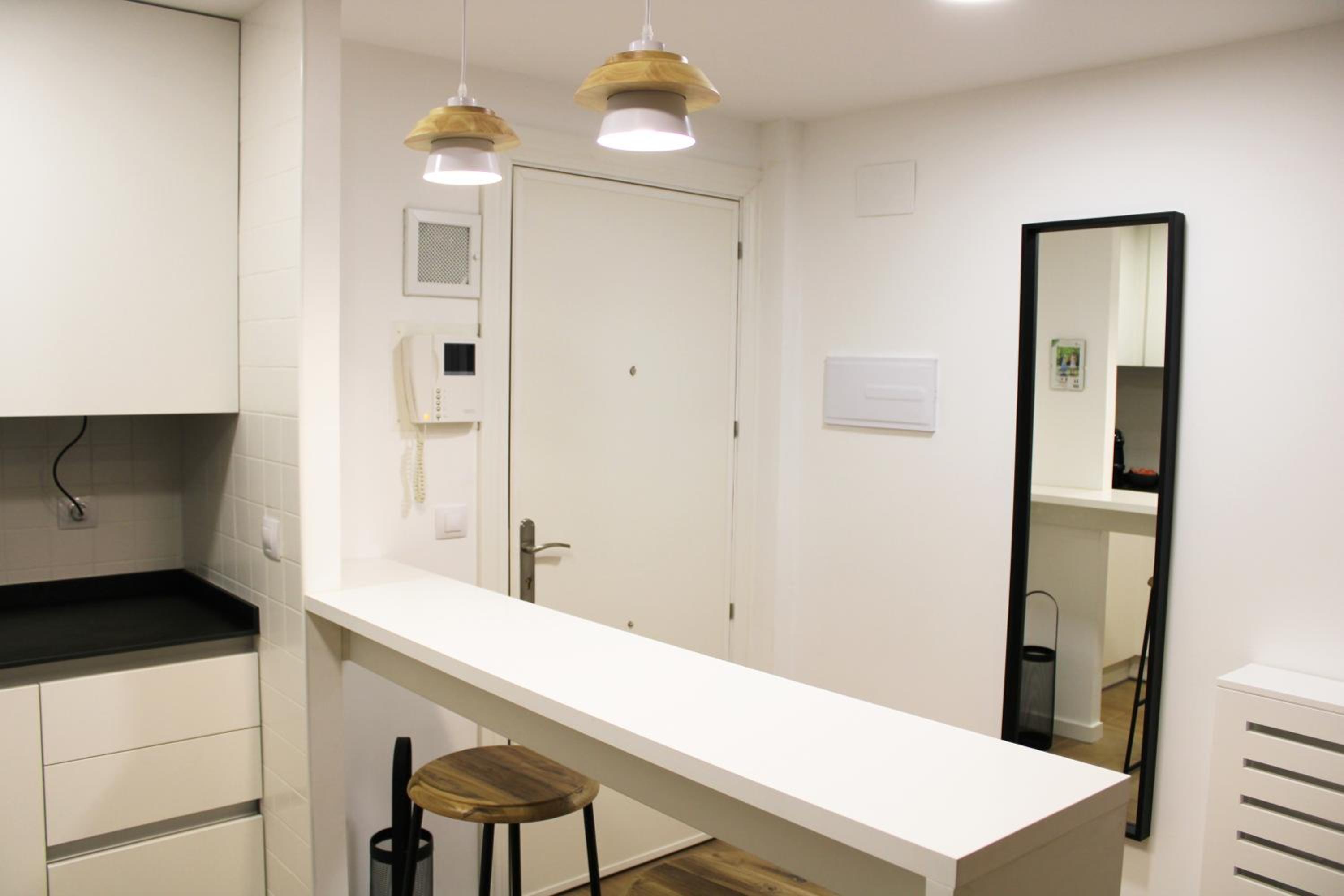One-Bedroom Apartment - Photo 14