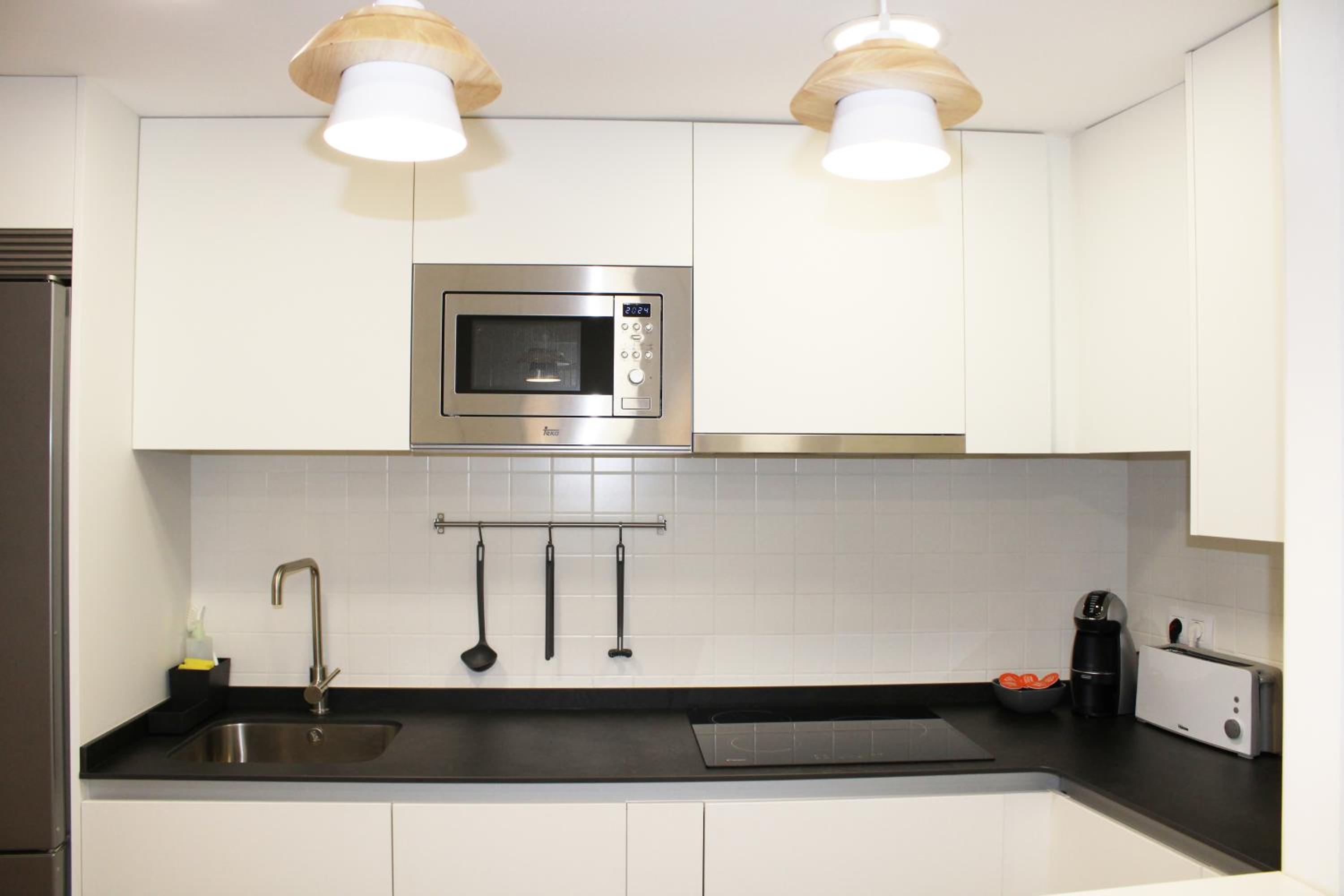 One-Bedroom Apartment - Photo 18
