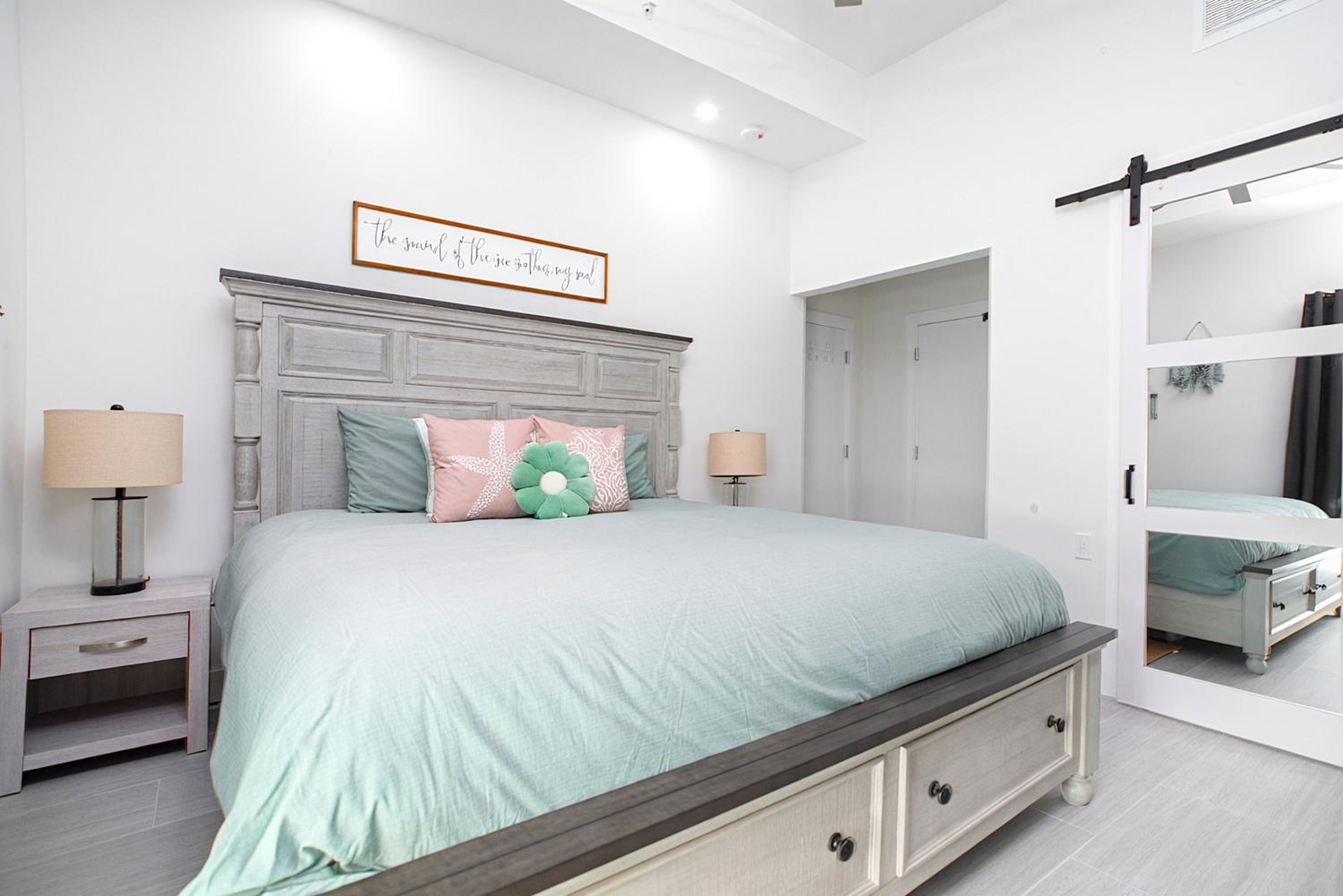 Three-Bedroom Premium Apartment photo 1
