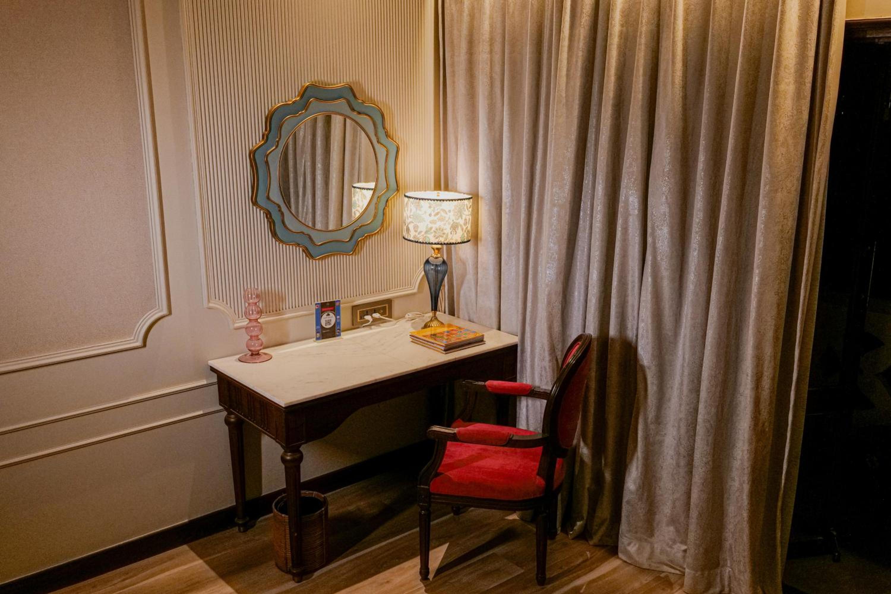 Royal Club Room photo 3