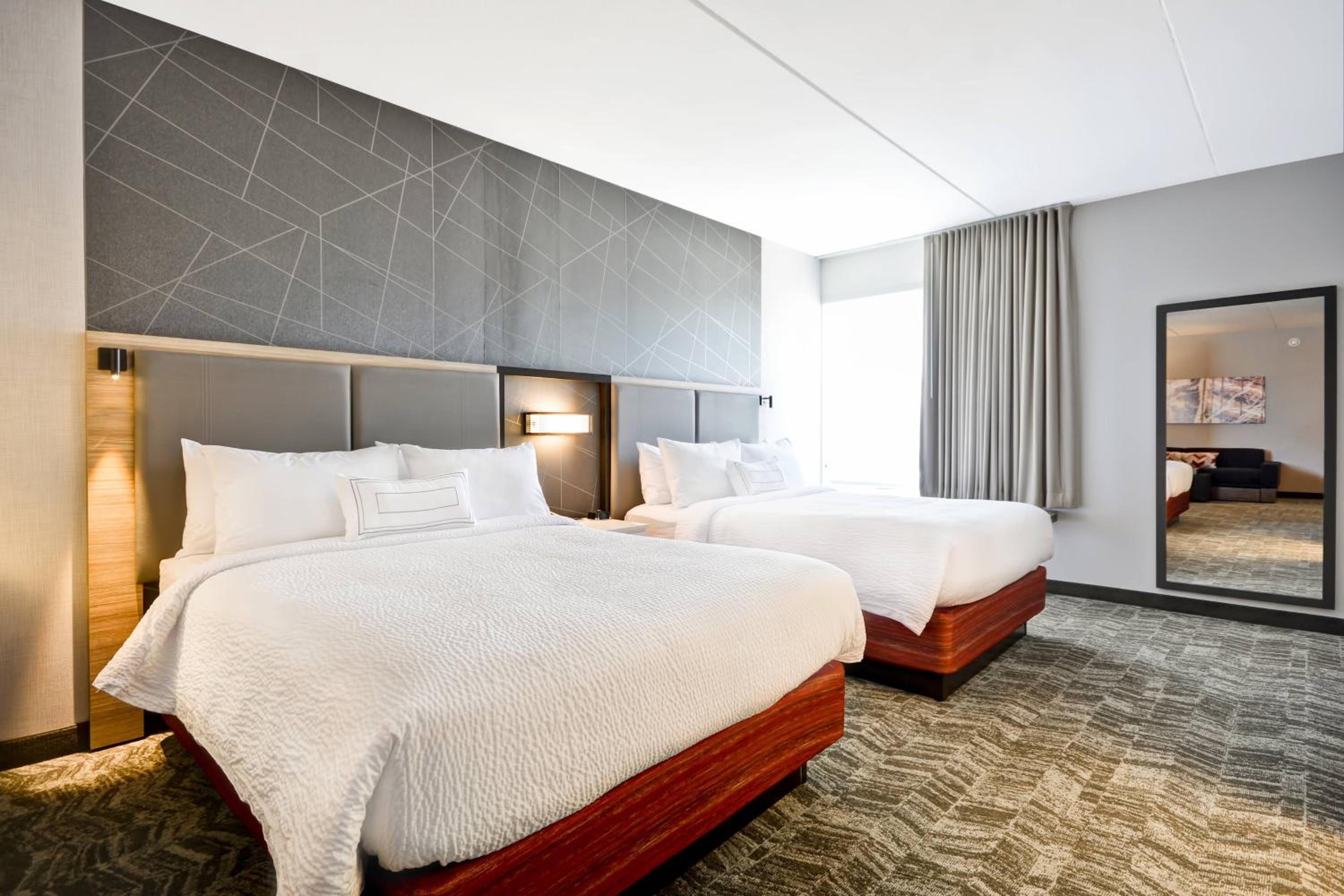 Double Suite with Two Double Beds and Trundle Sofa - Hearing Accessible
