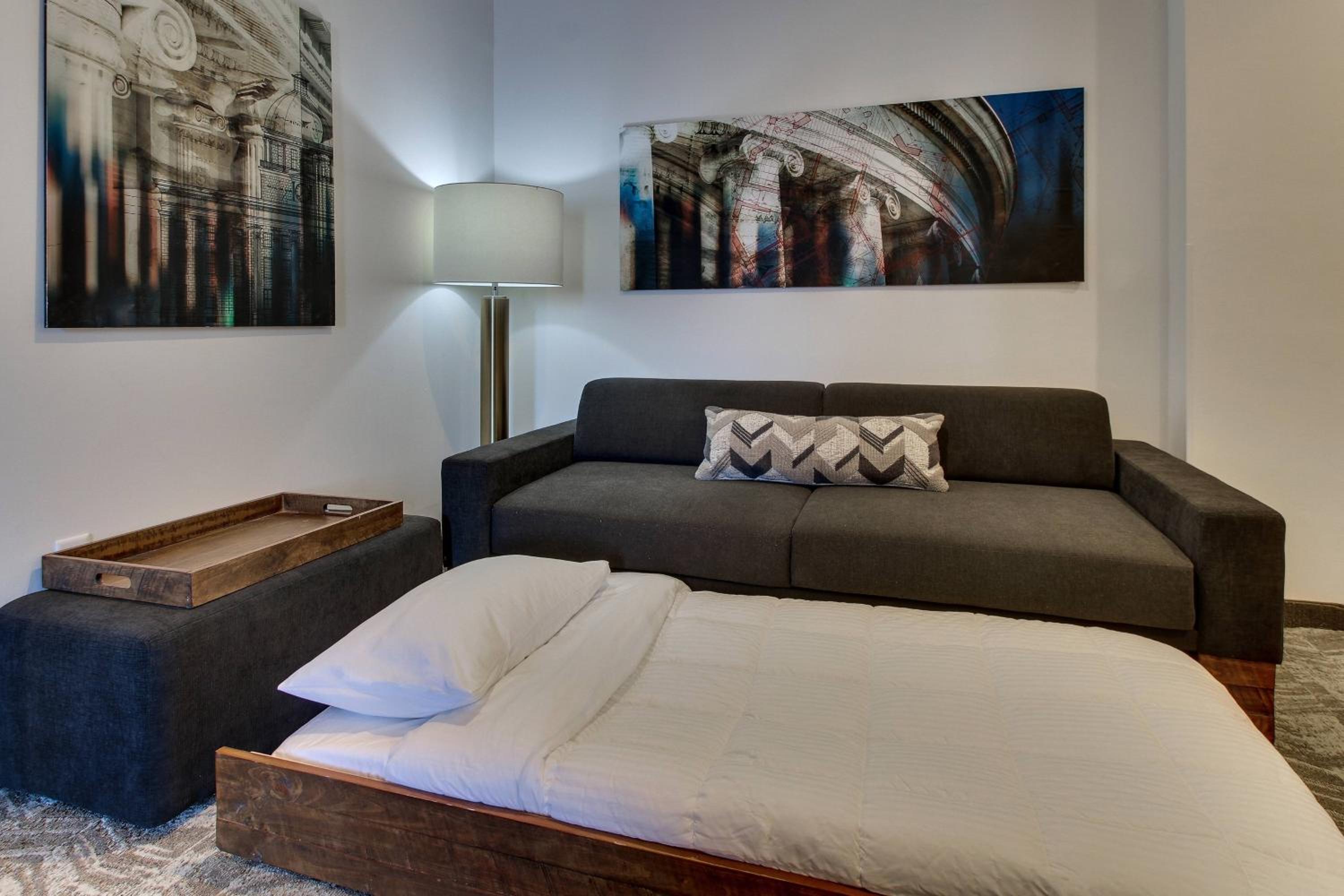 King Suite with Sofa Bed - Photo 4