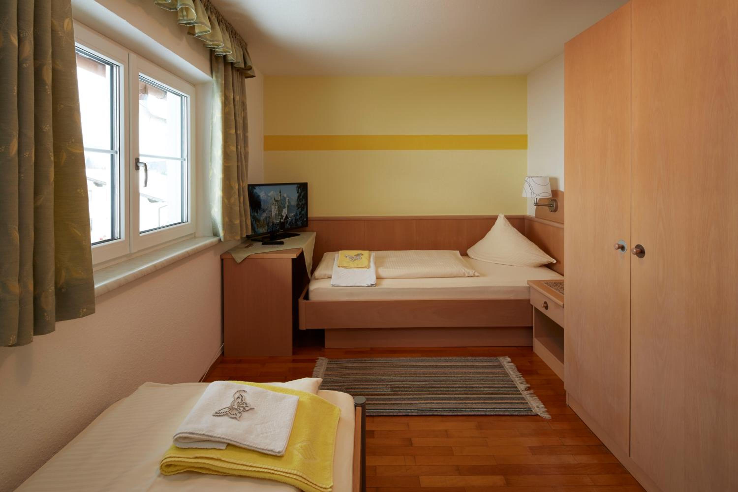 Quadruple Room photo 3