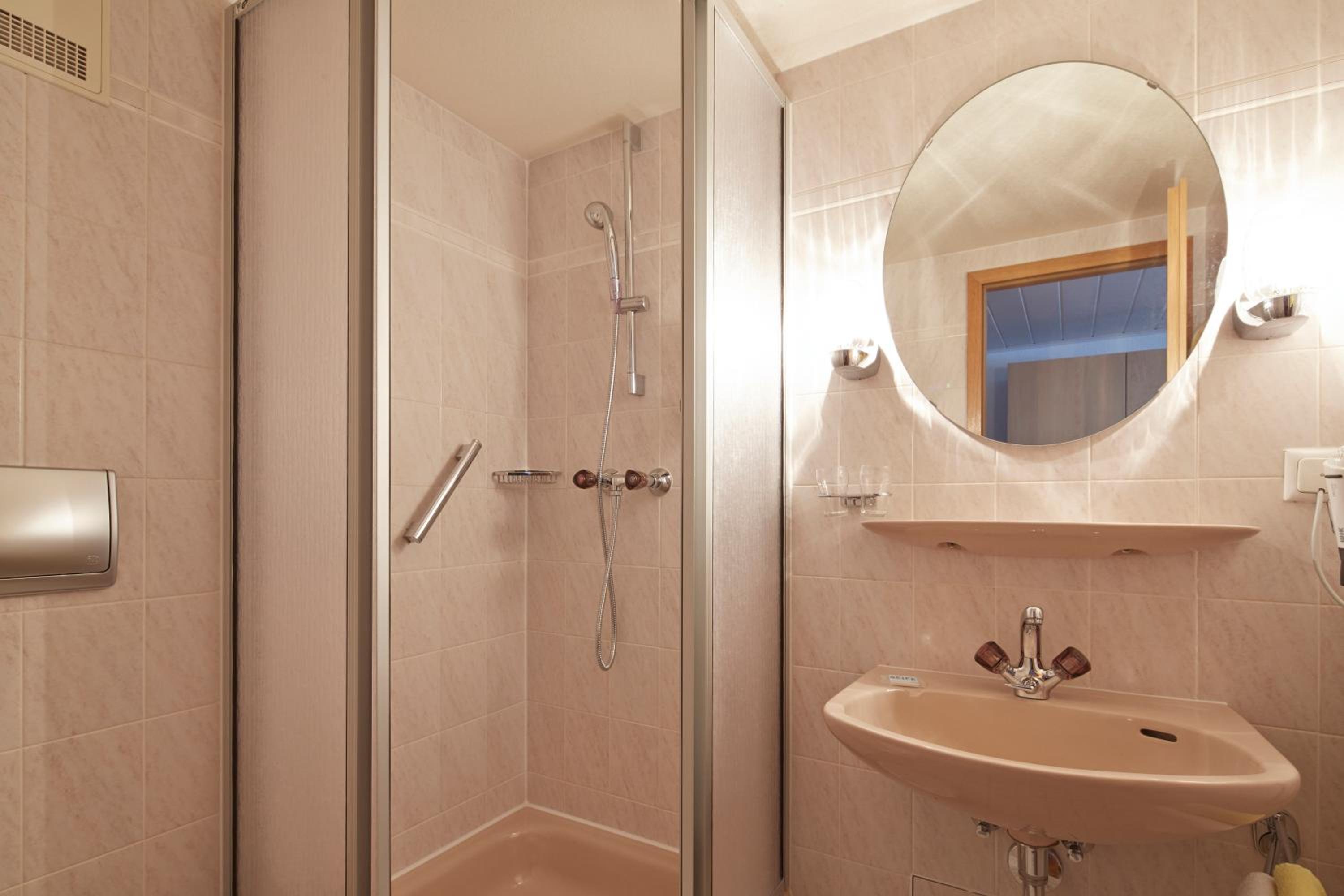 Double or Twin Room photo 3