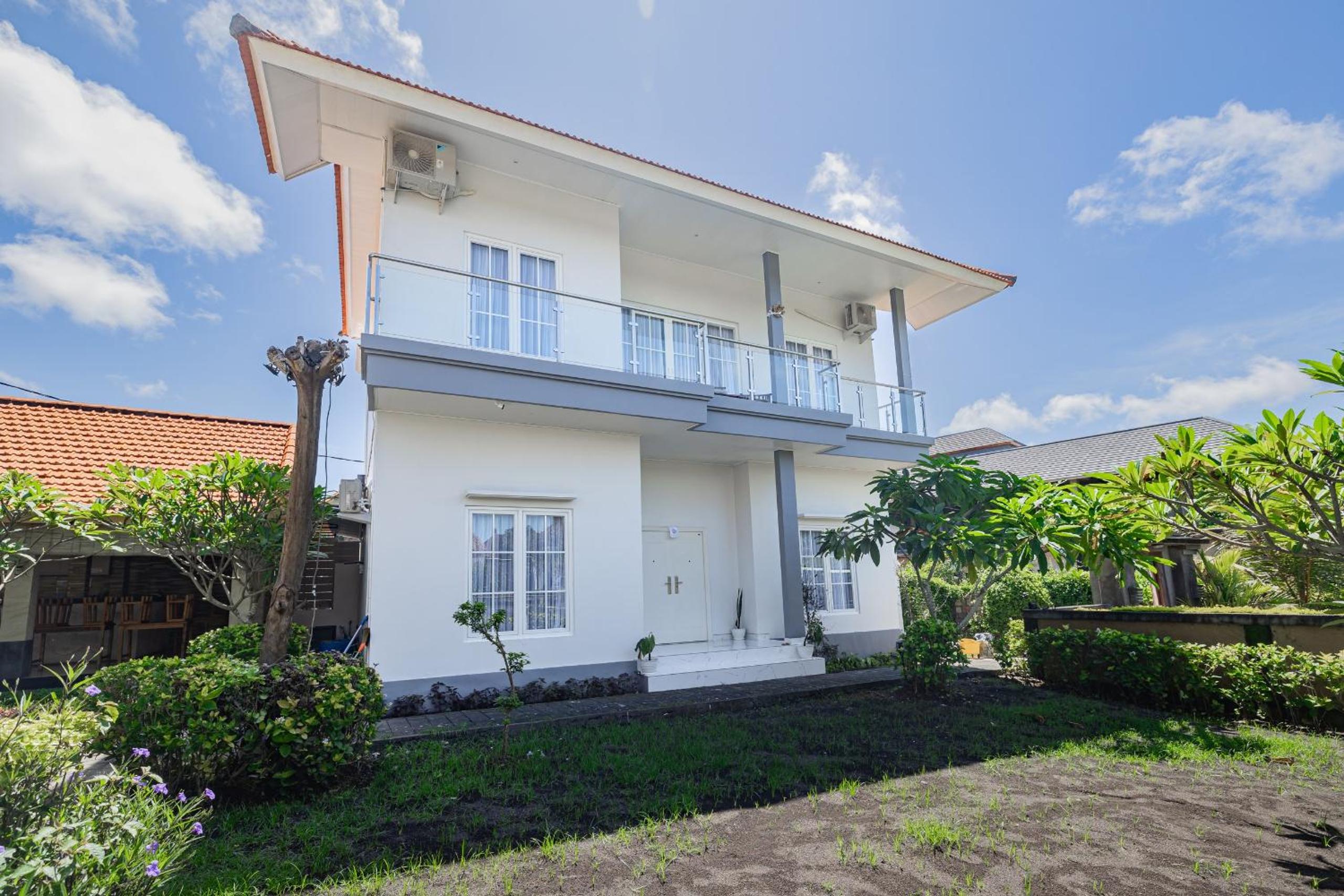 Two-Bedroom Villa - Photo 10
