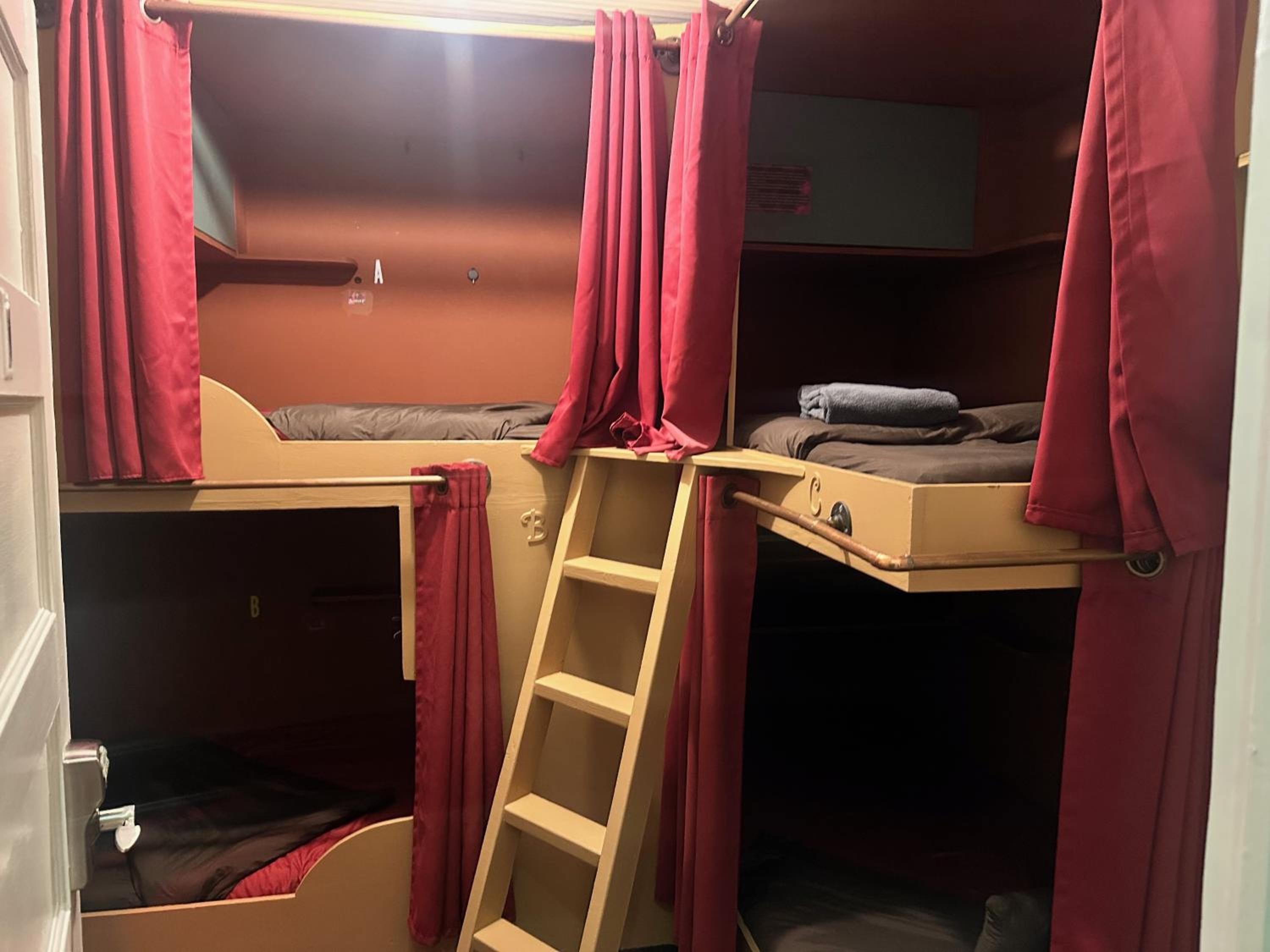 Quadruple Room with Shared Bathroom