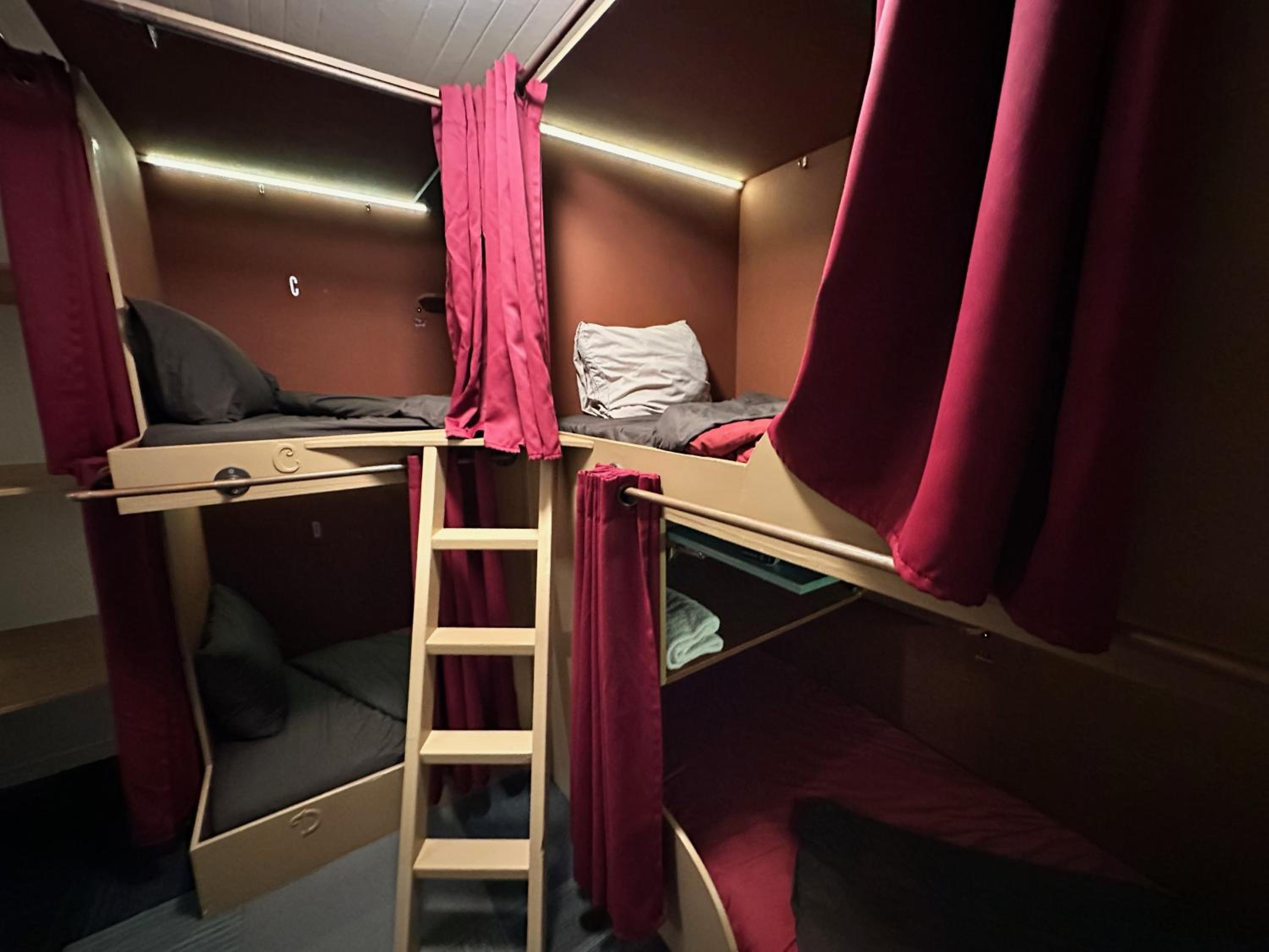 Bed in 4-Bed Mixed Dormitory Room