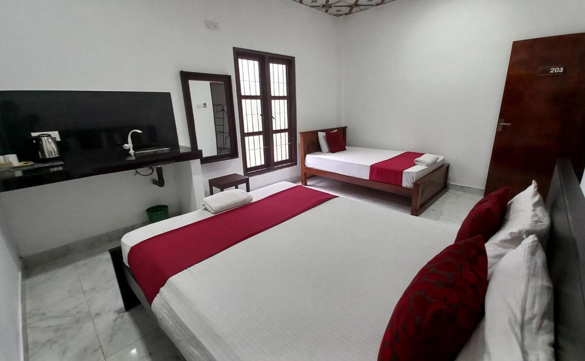Deluxe Family Room