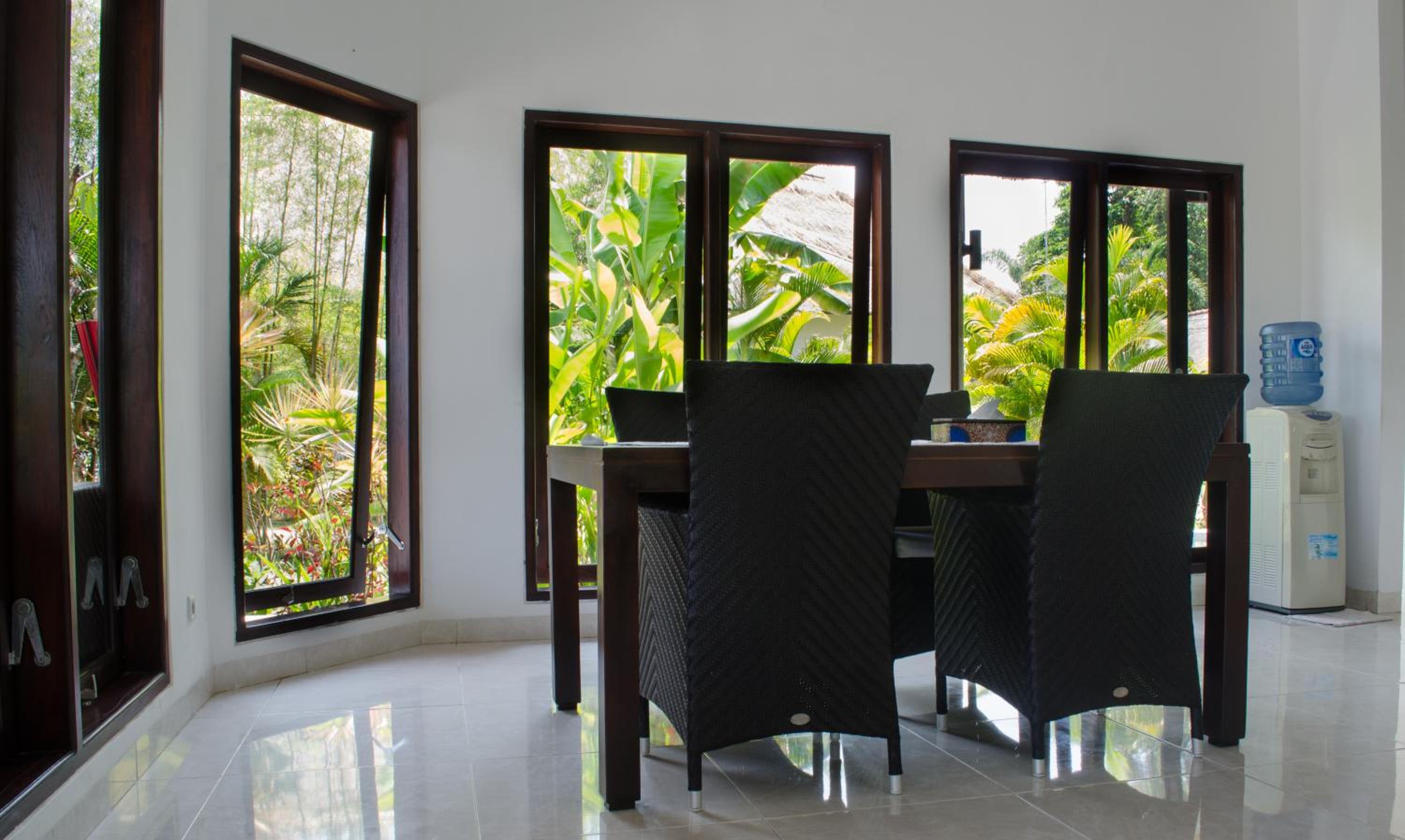 Villa - Beach Front - Photo 27