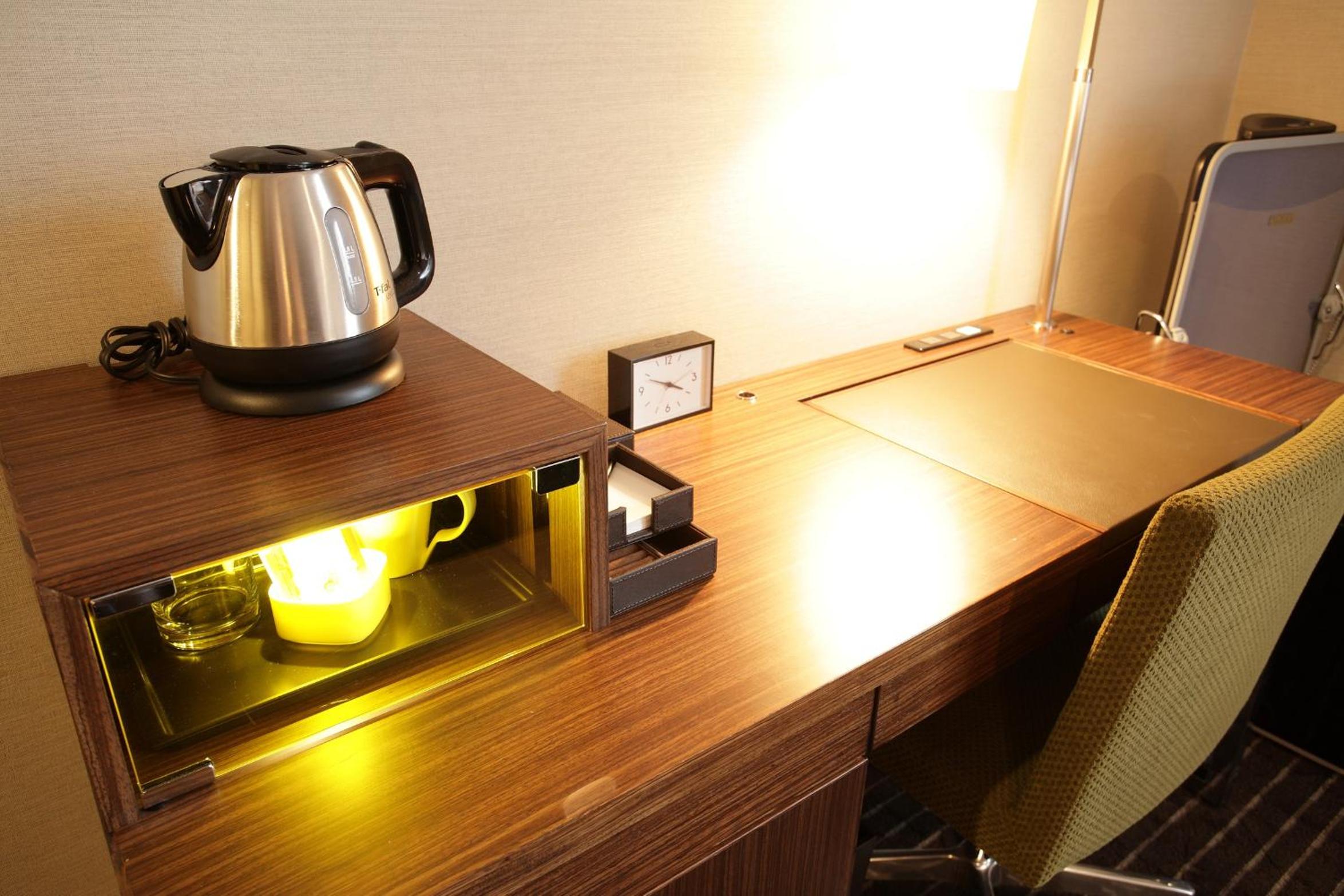 Standard Twin Room - Non-Smoking photo 1