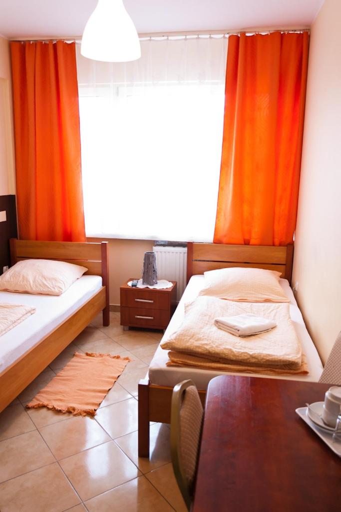 Triple Room - Photo 5