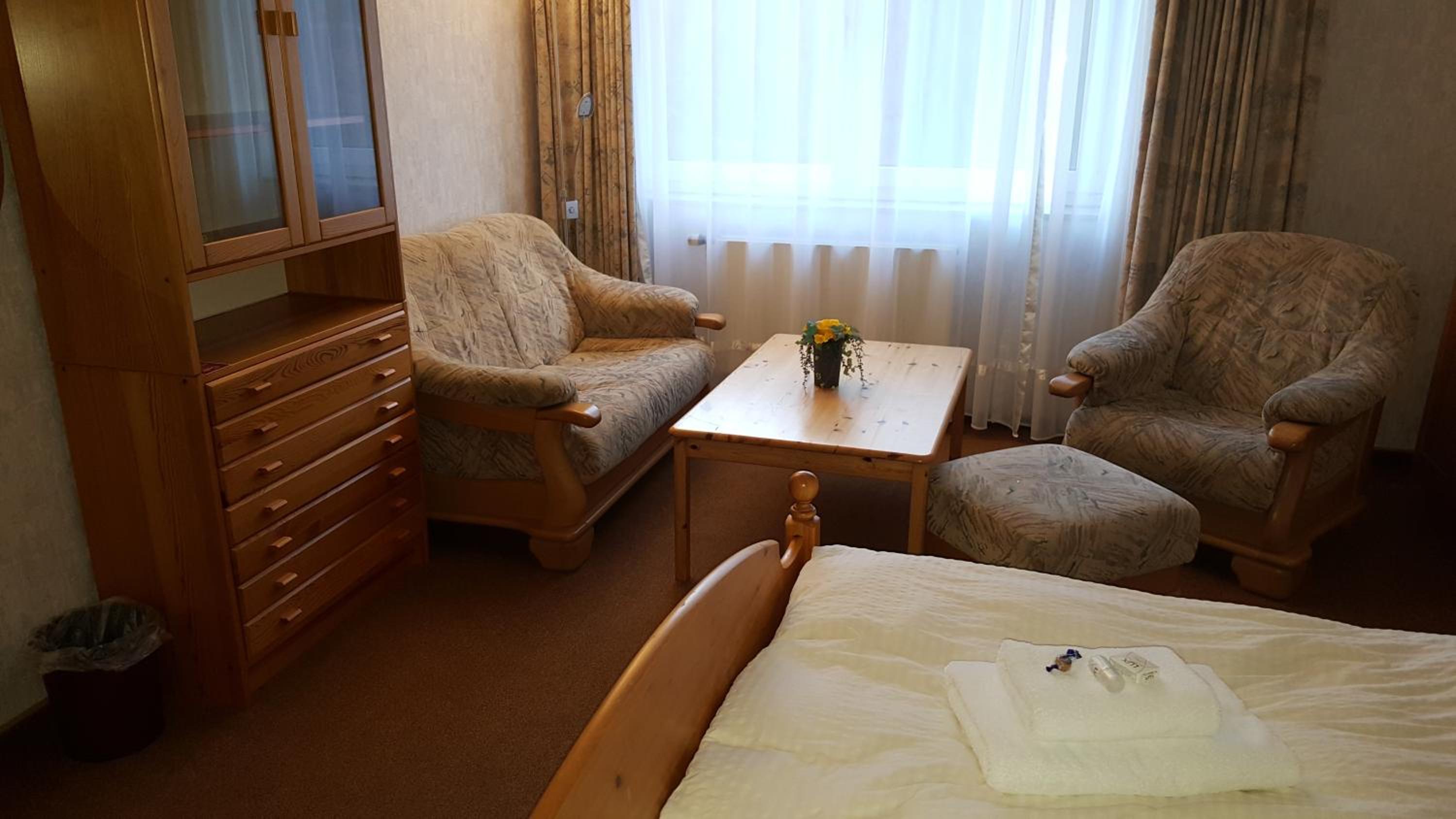 Double Room - Photo 4