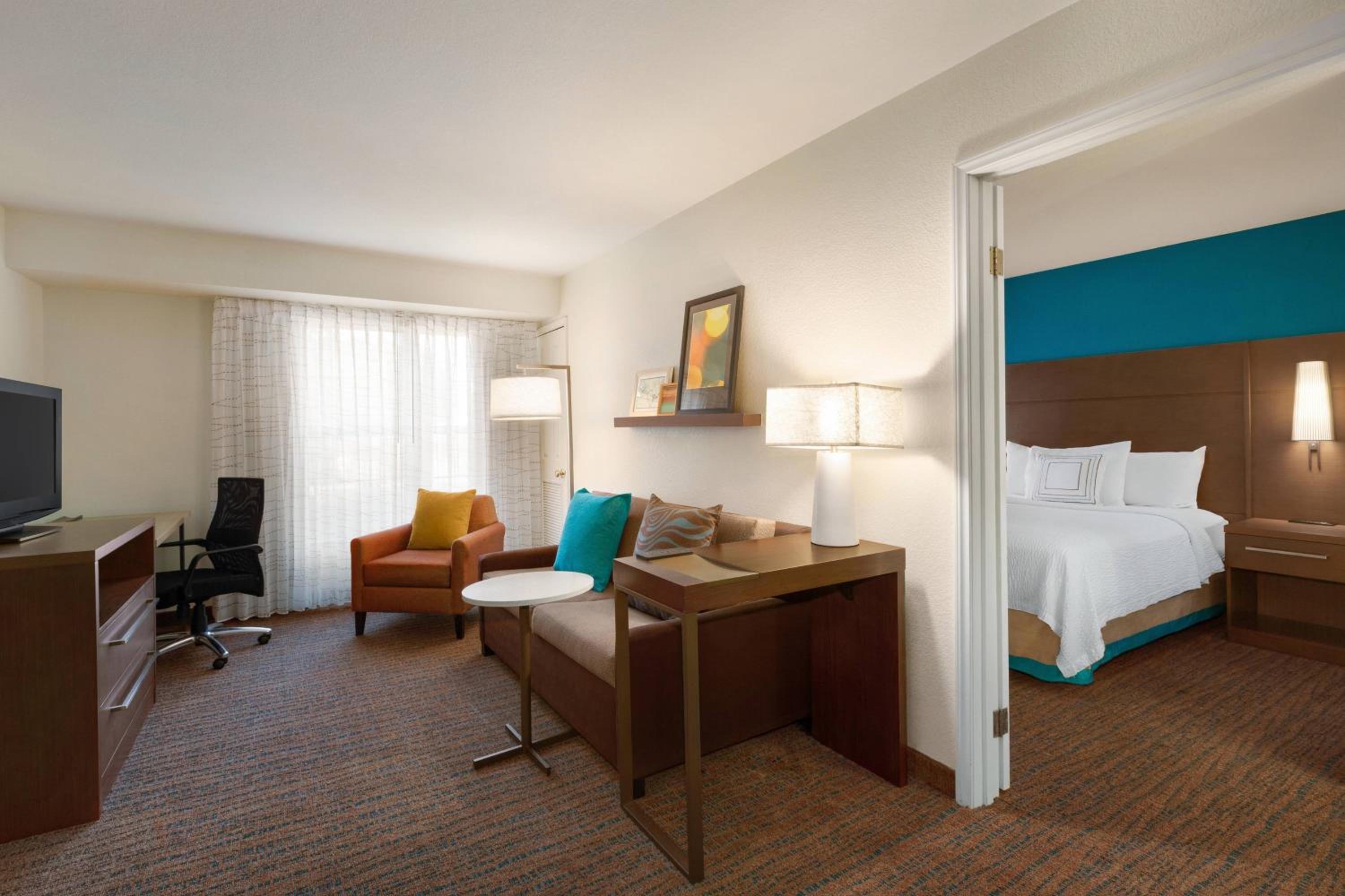 Two-Bedroom Suite - Mobility Accessible with Roll-In Shower photo 2