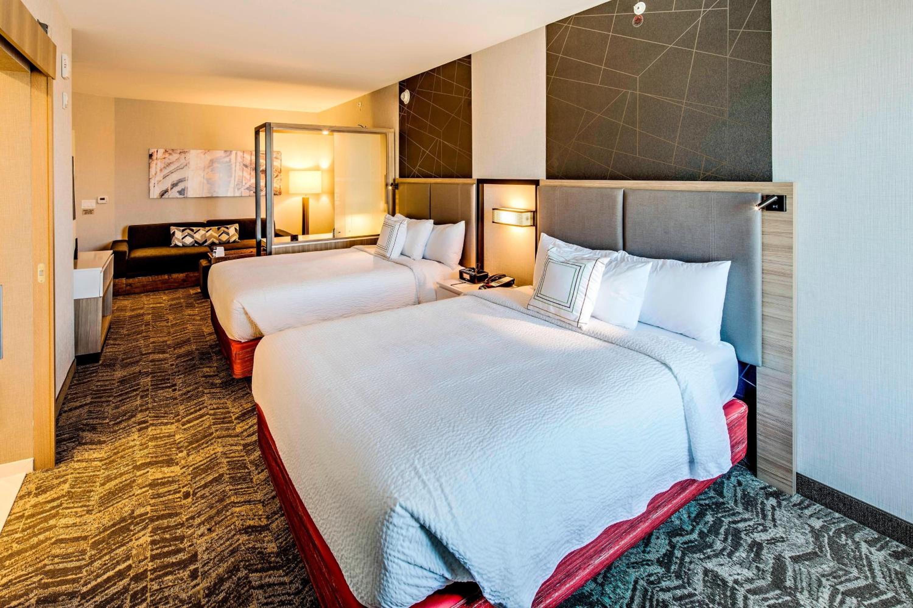 Queen Suite with Two Queen Beds and Trundle Sofa photo 2