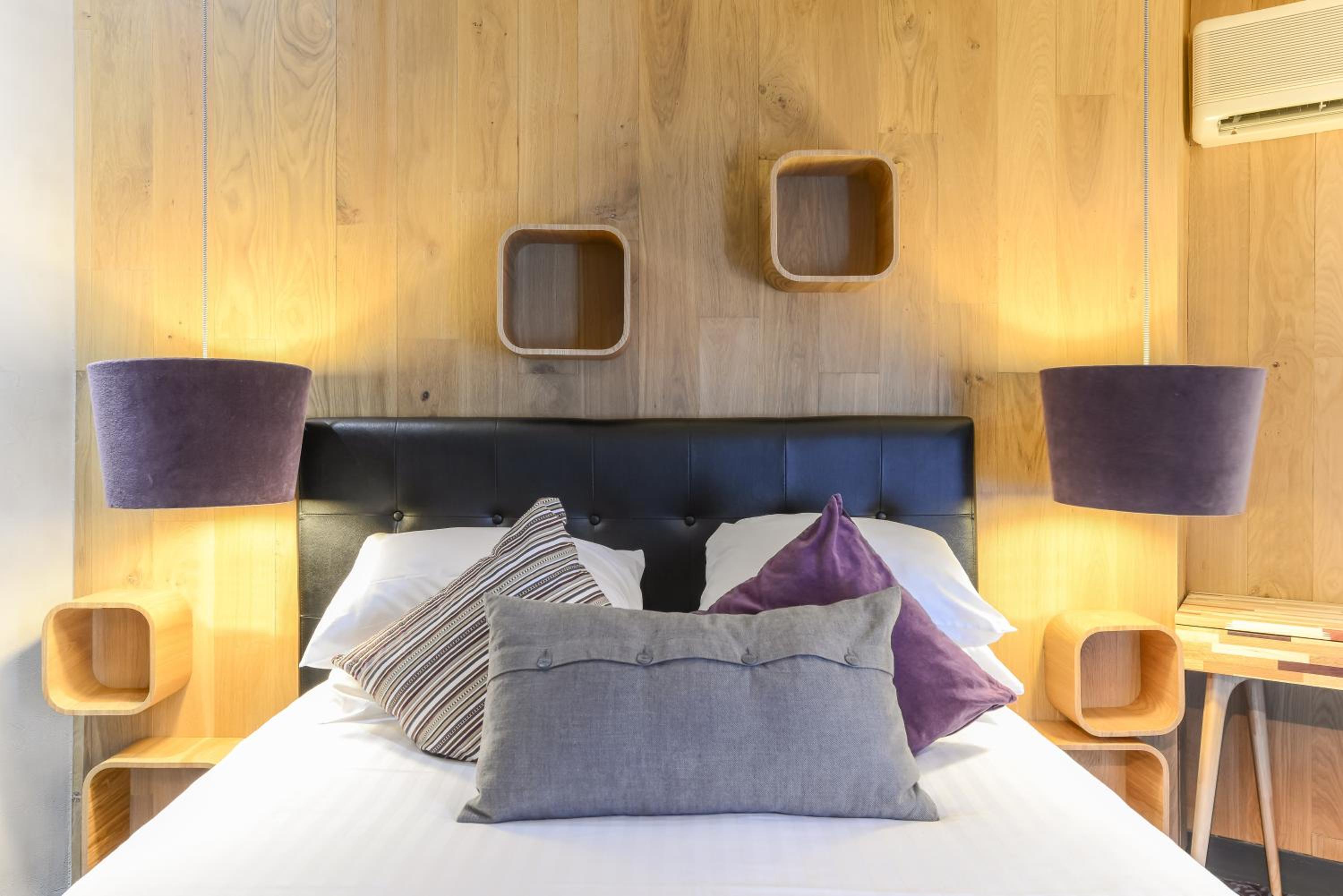 Club Double Room - Photo 1