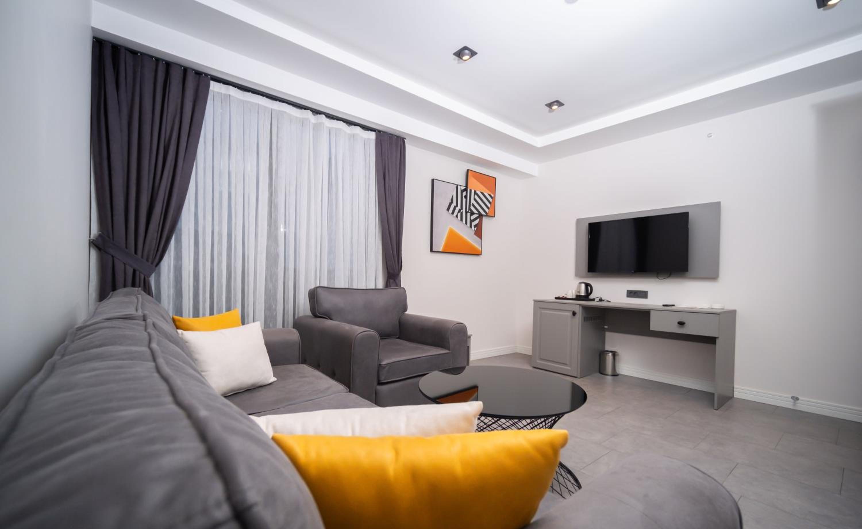 Suite with City View