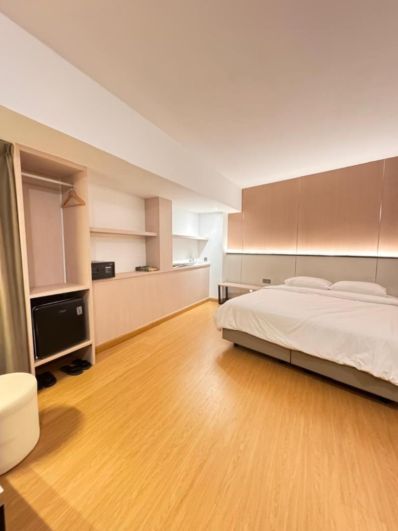 Premium Executive Room