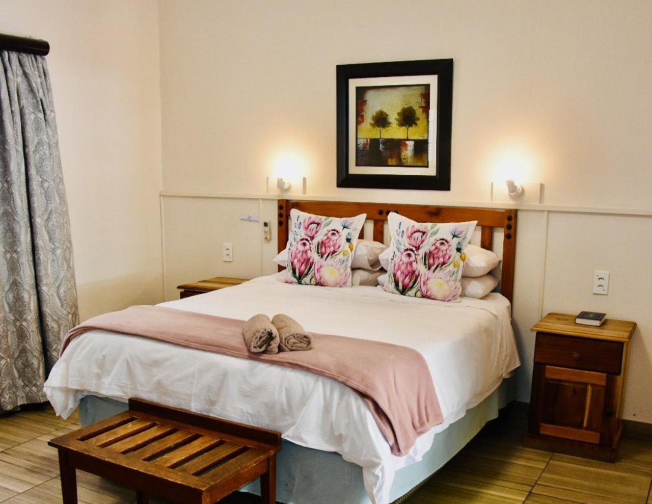 Deluxe Queen Room photo 2