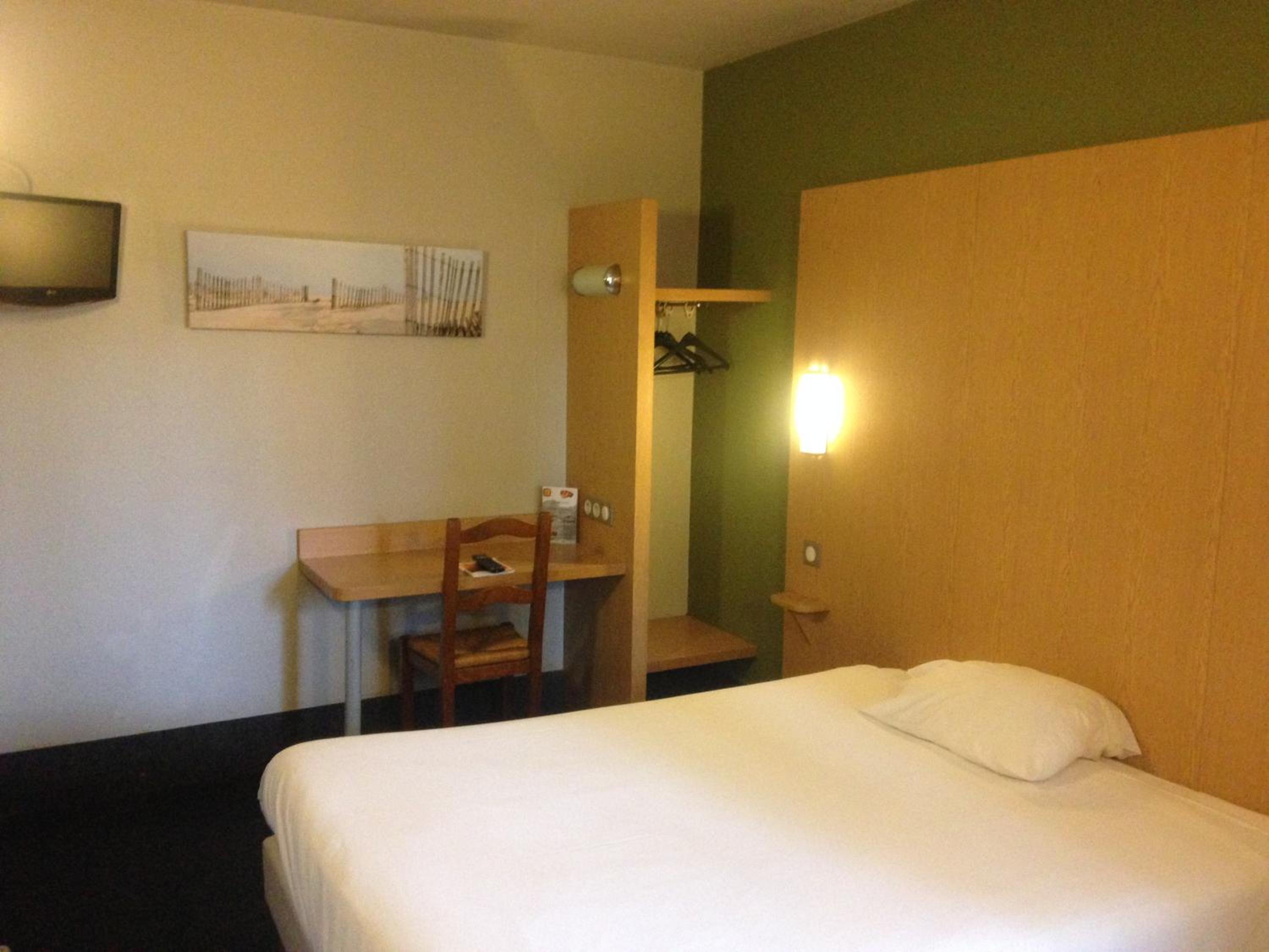 Double Room - Photo 4