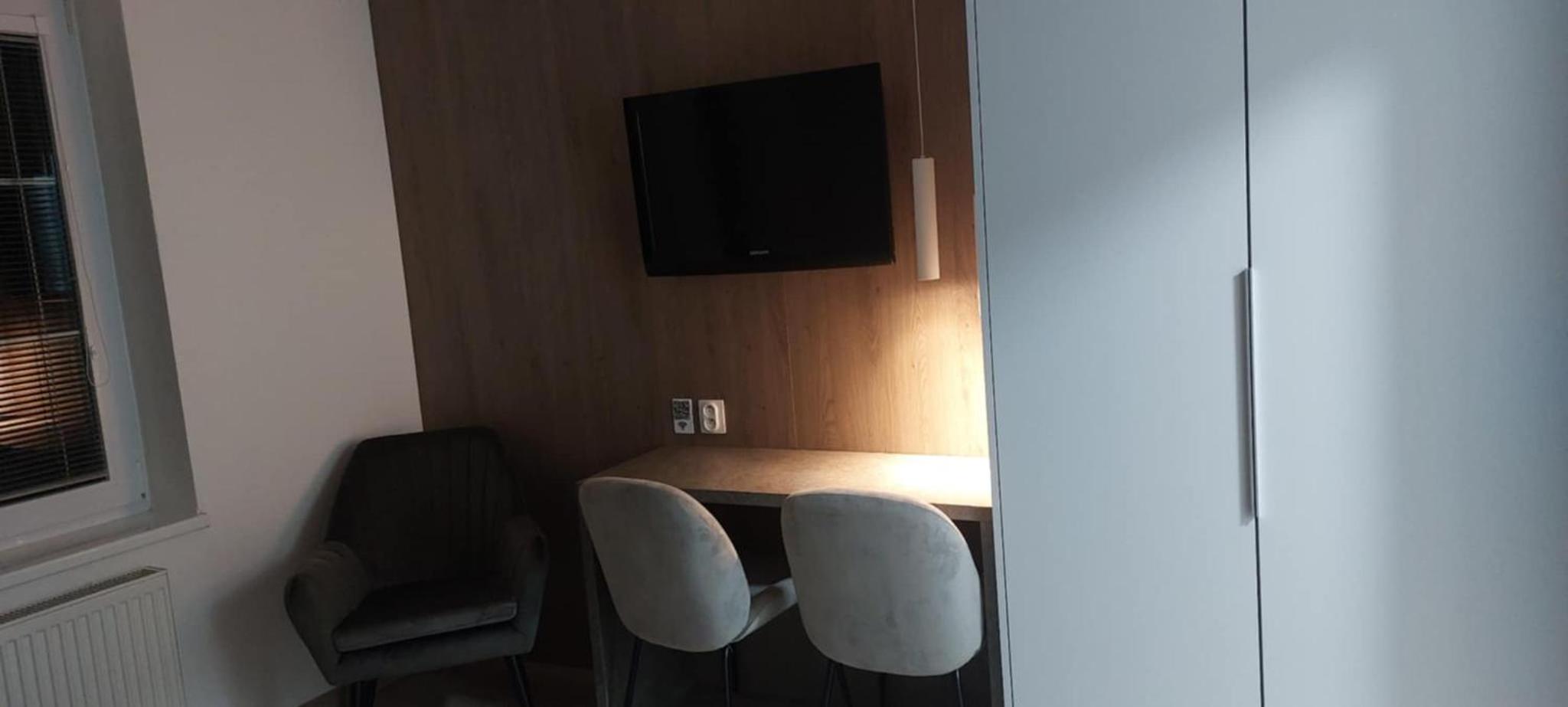 Deluxe Double Room with Balcony photo 1