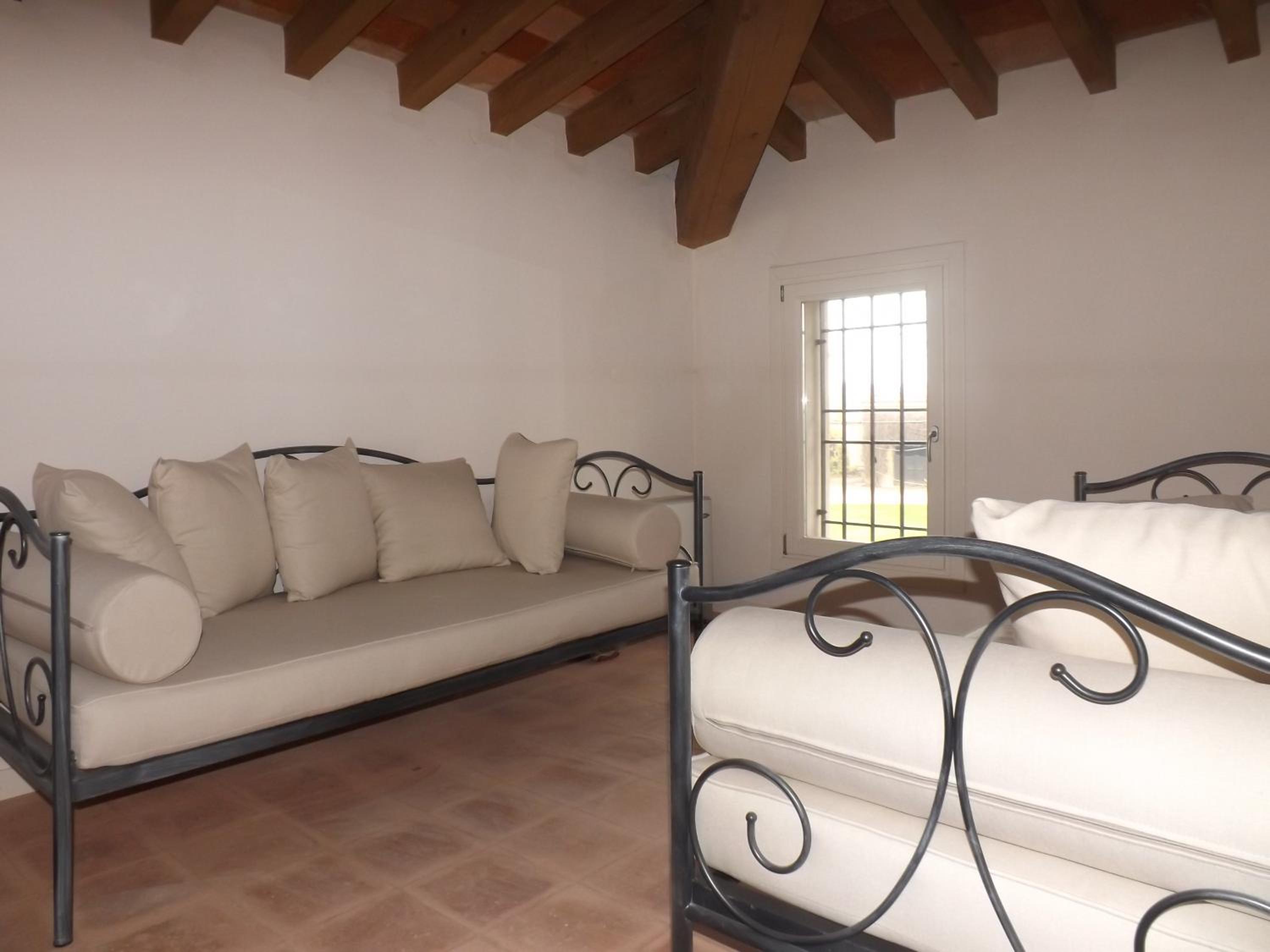 Triple Room with Private External Bathroom photo 3