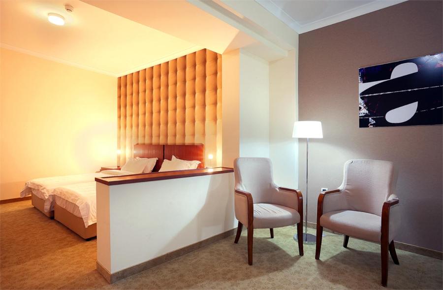 Twin Room - Photo 2