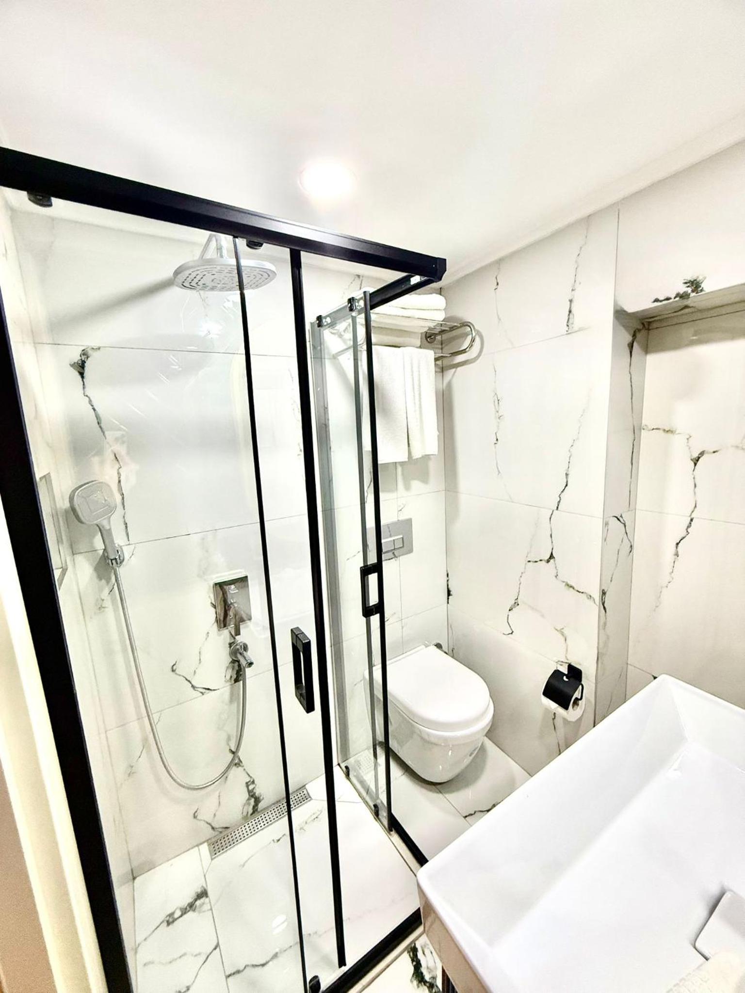 Superior Double or Twin Room photo 3
