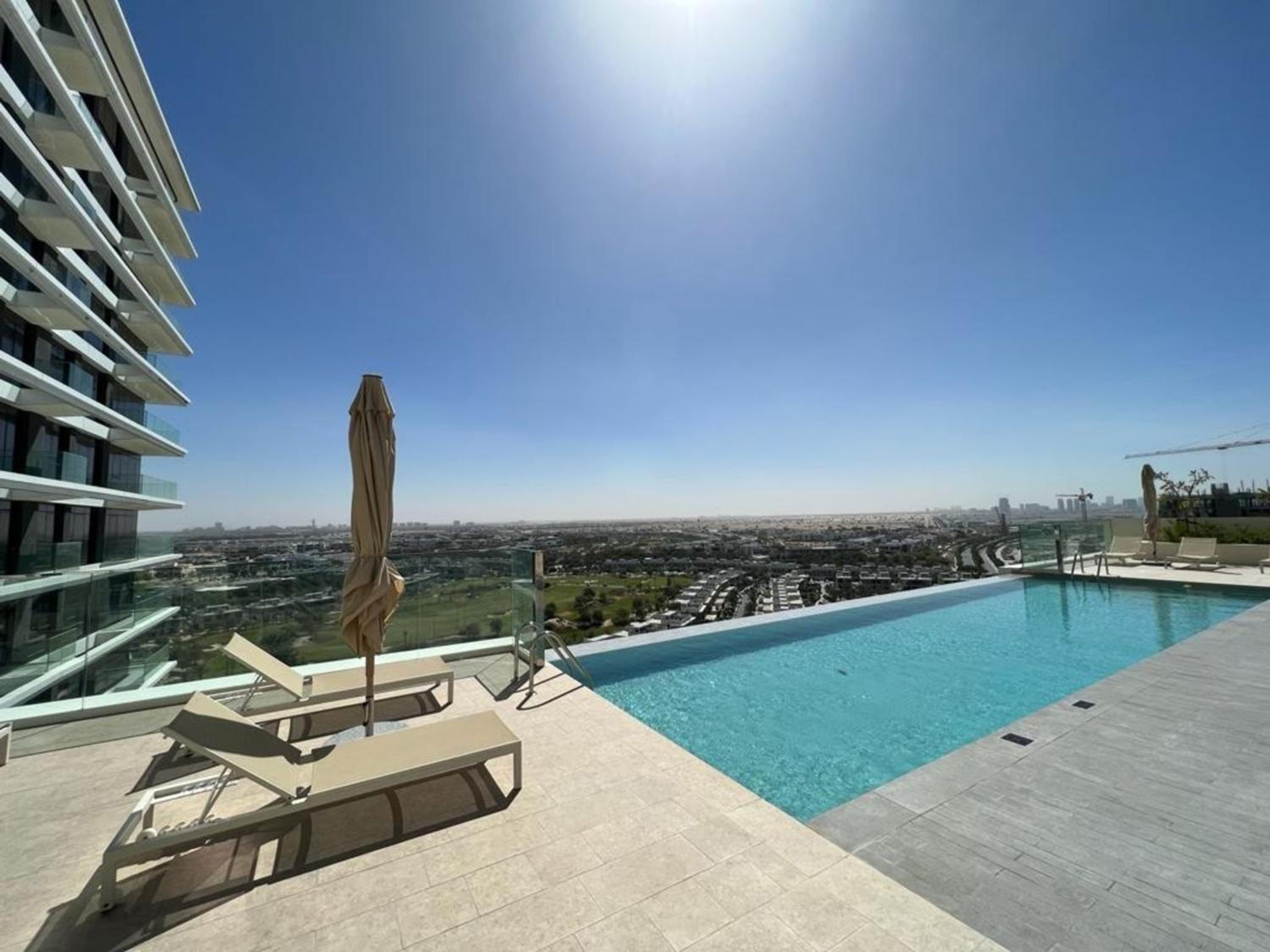 One-Bedroom Apartment with Balcony photo 1