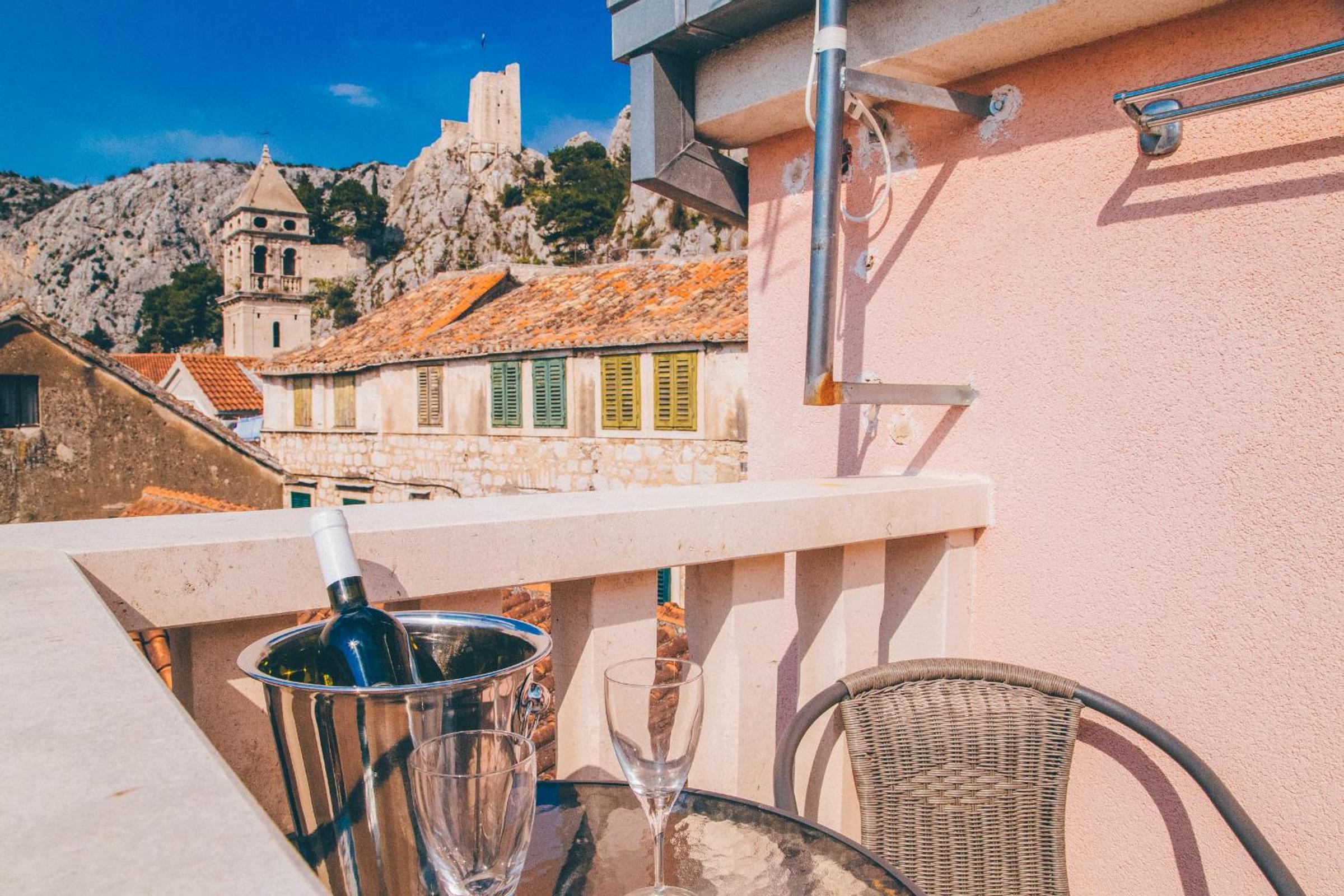 Apartment with Balcony