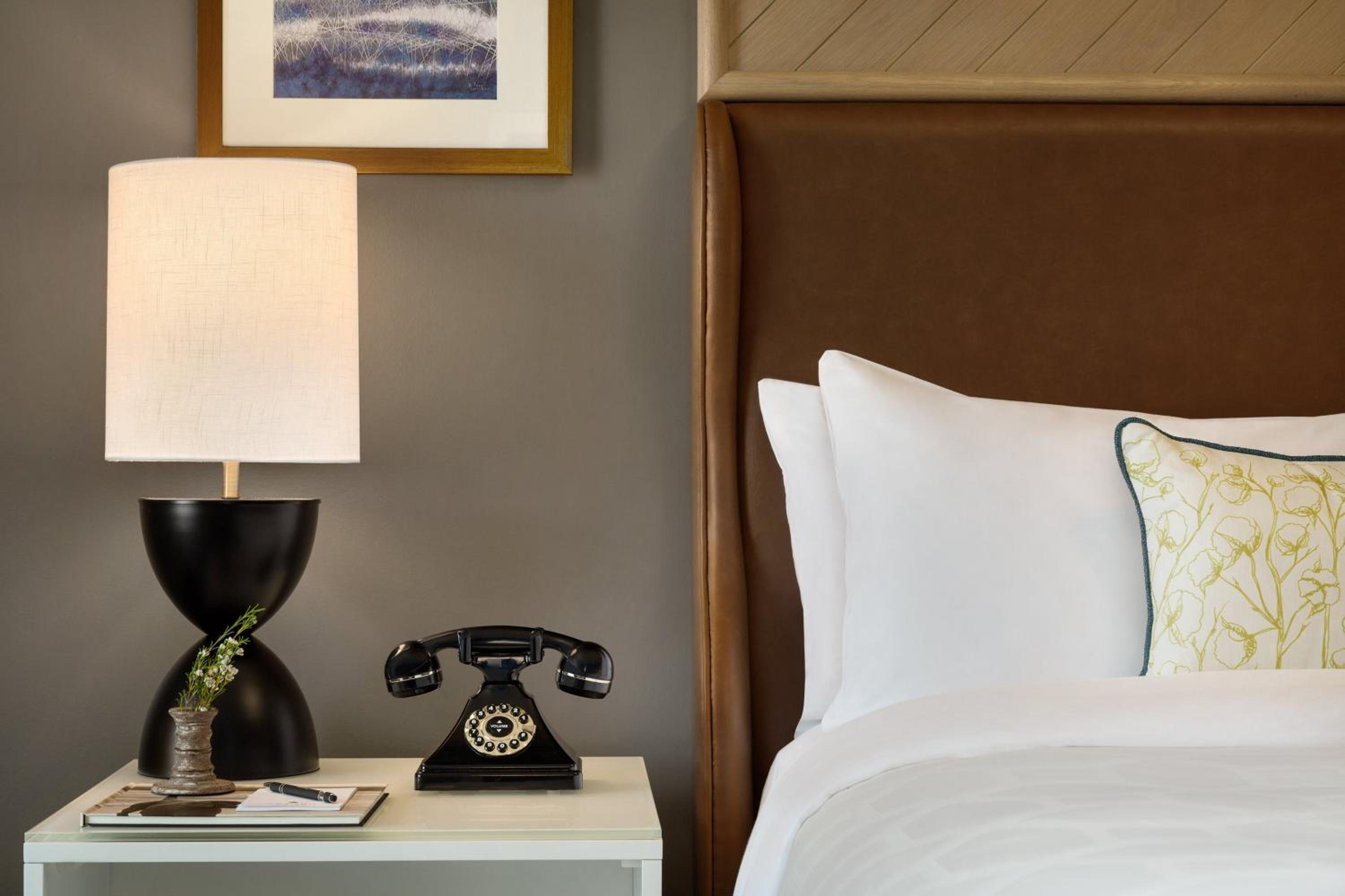 King Room - Hearing Accessible - Photo 4