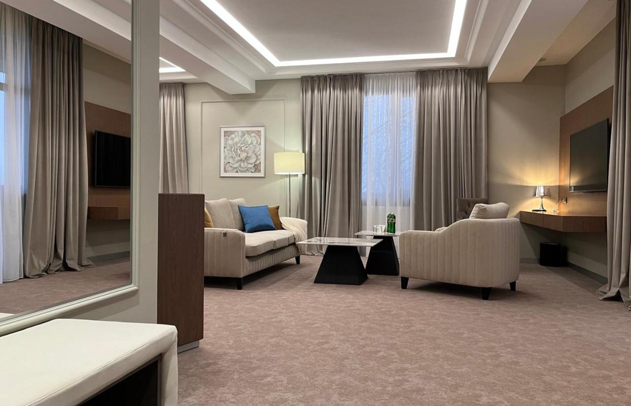 Premium Suite