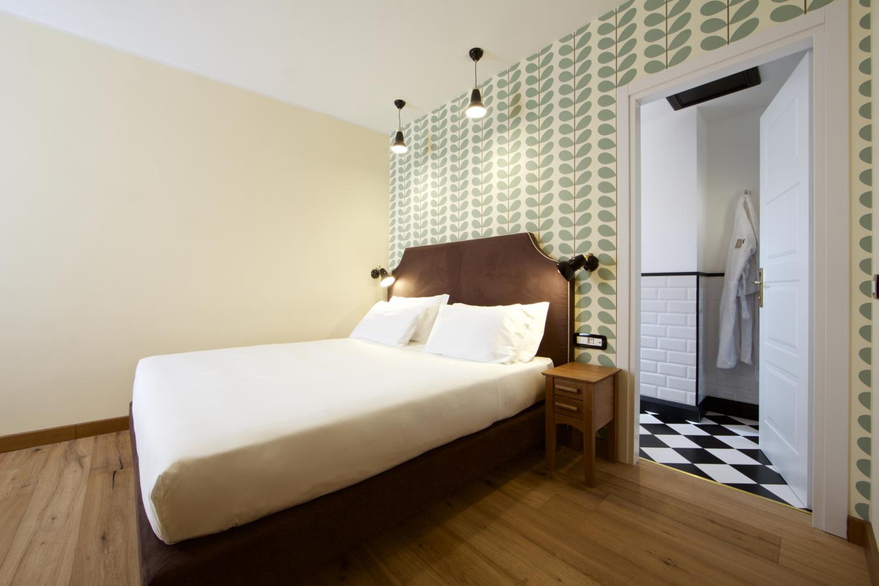 Classic Double or Twin Room - Photo 2