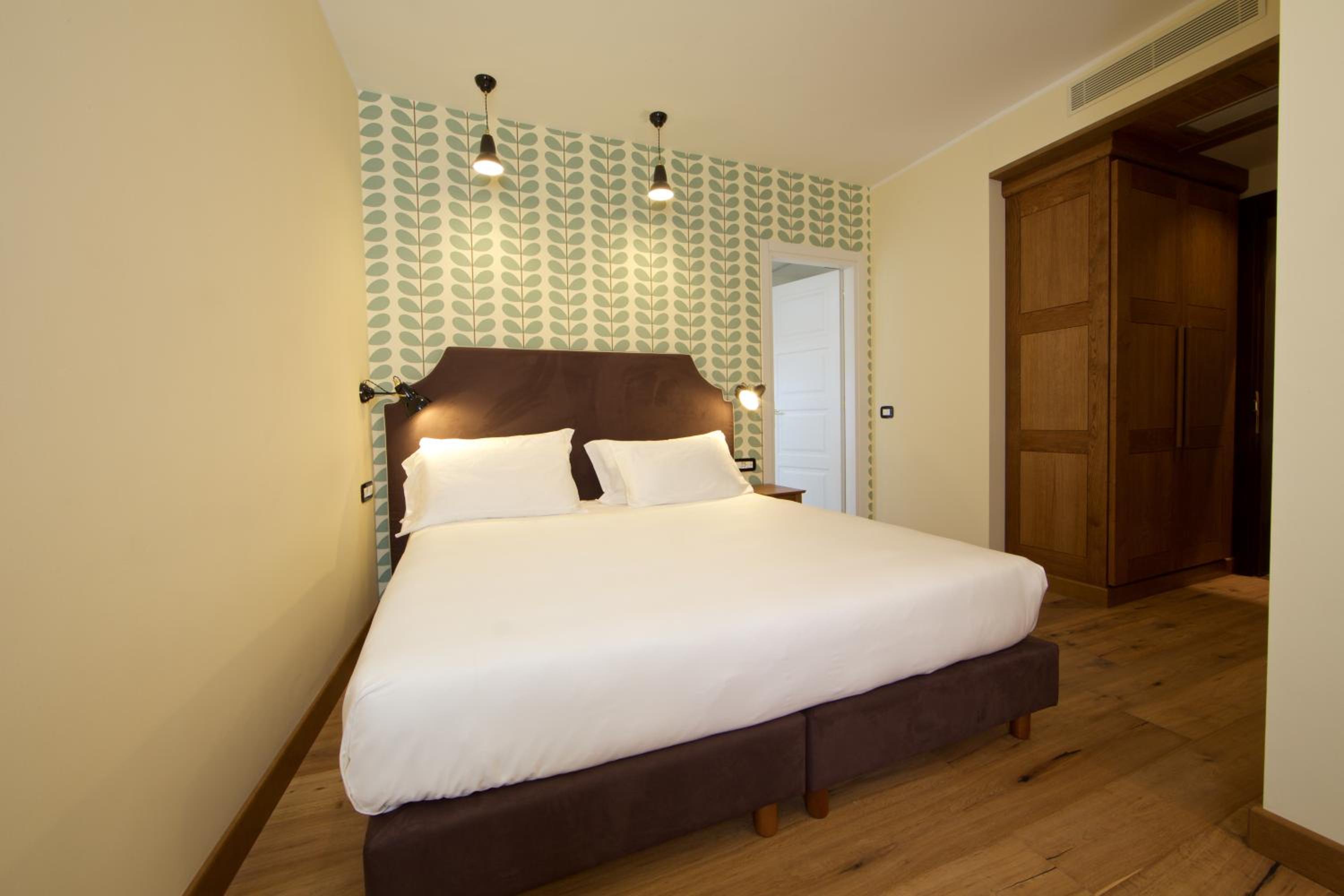 Classic Double or Twin Room - Photo 1