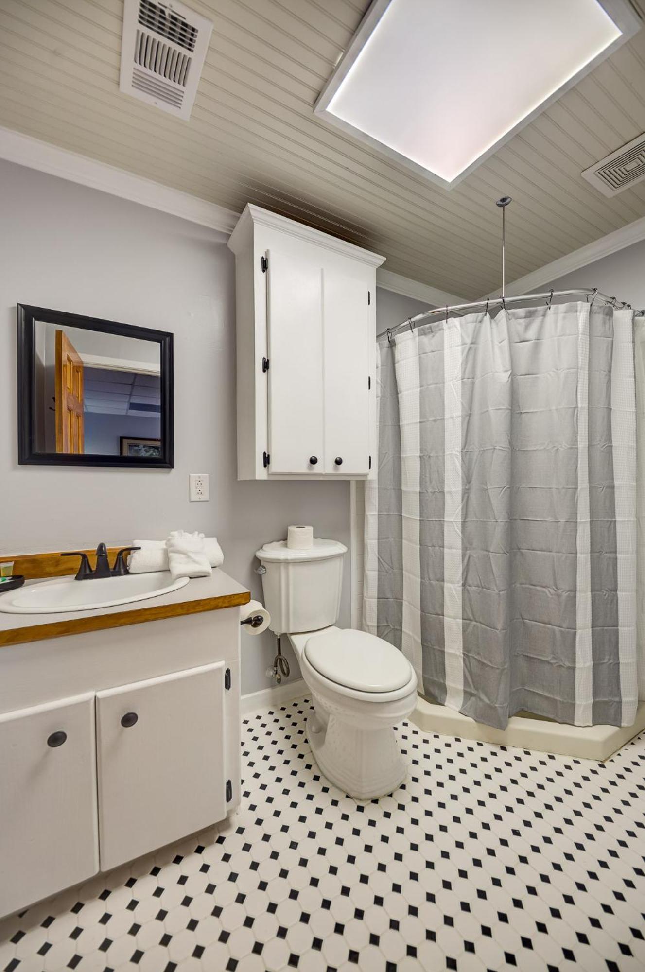 Superior Double or Twin Room with Pool View photo 2
