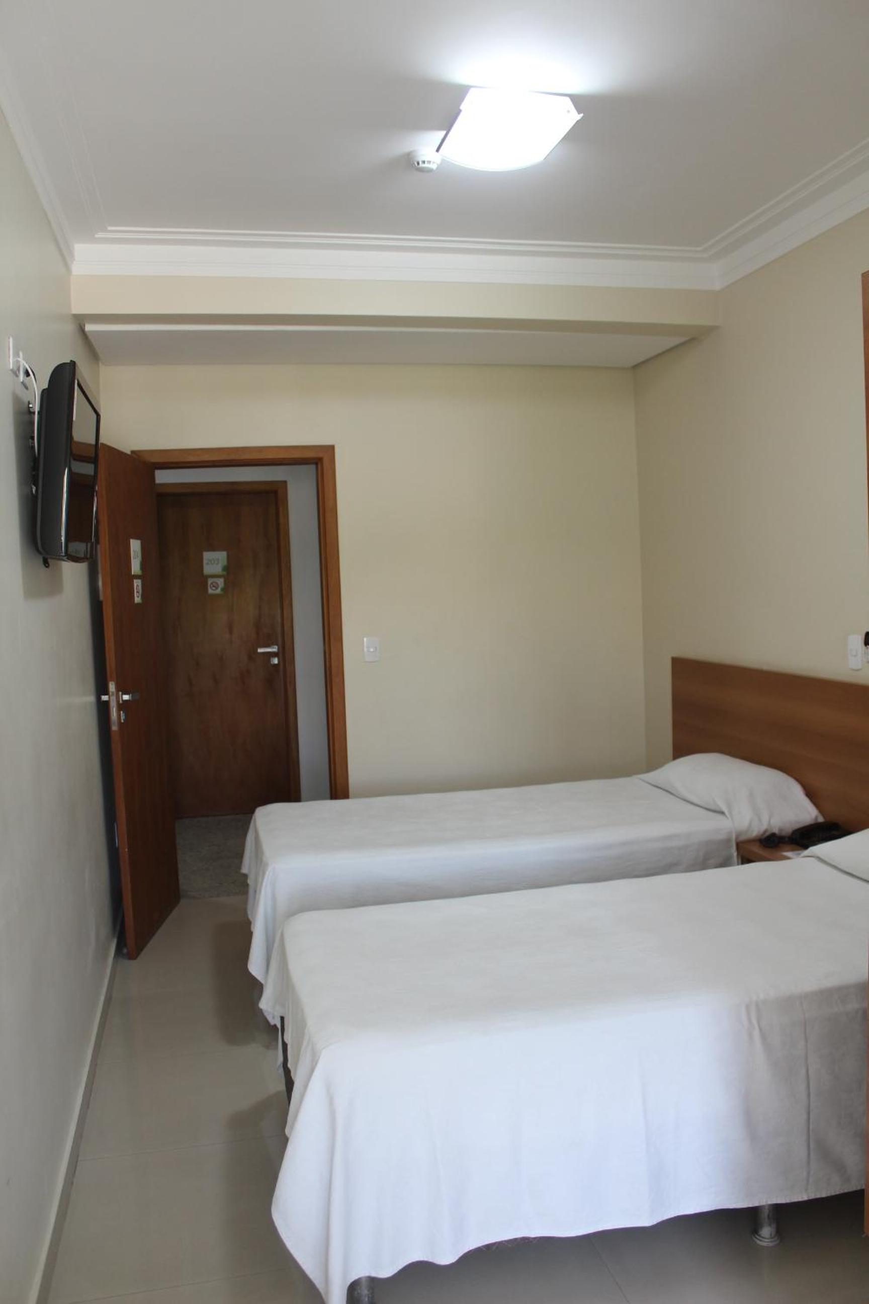 Twin Room photo 2