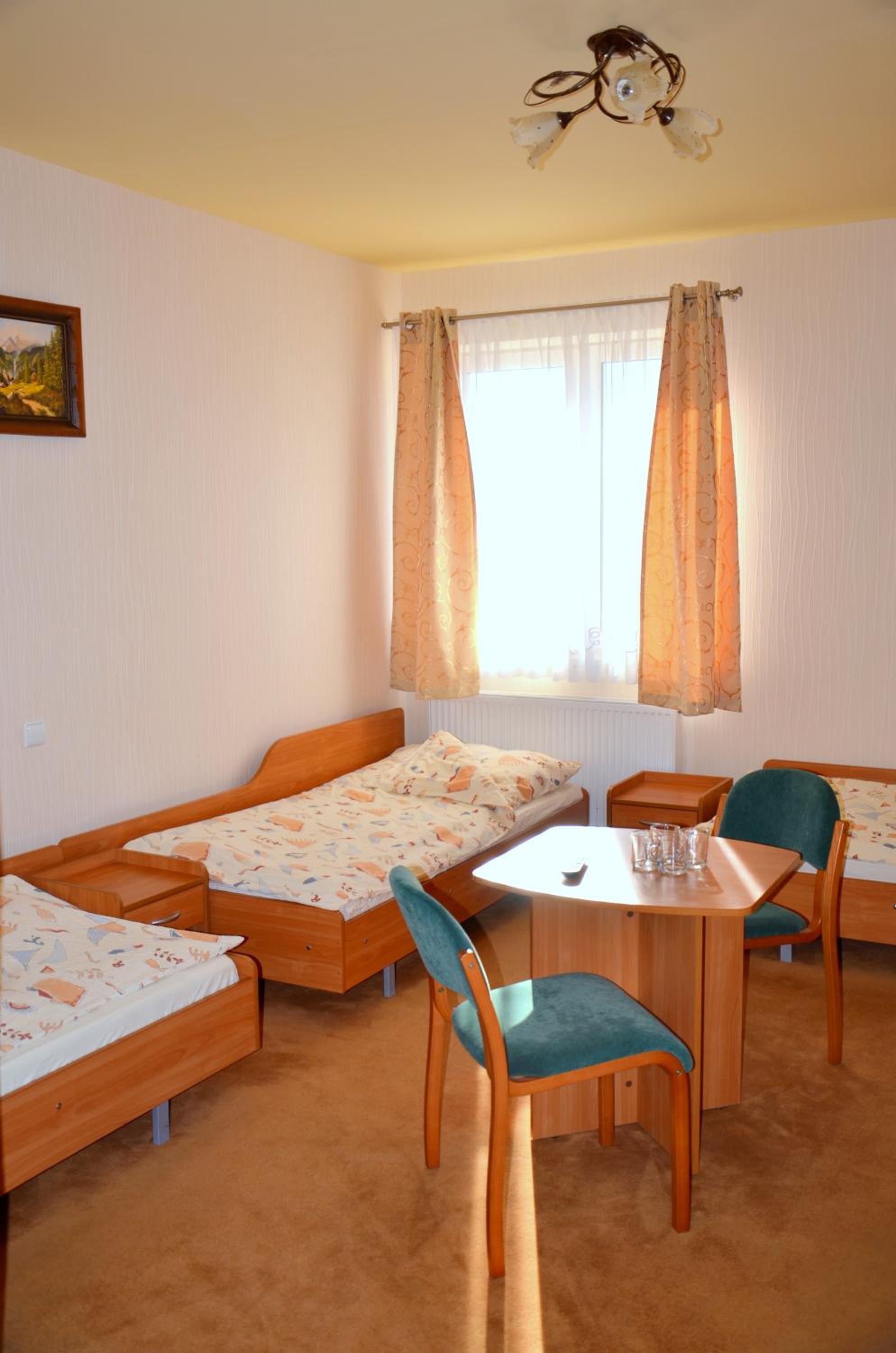 Quadruple Room - Photo 3