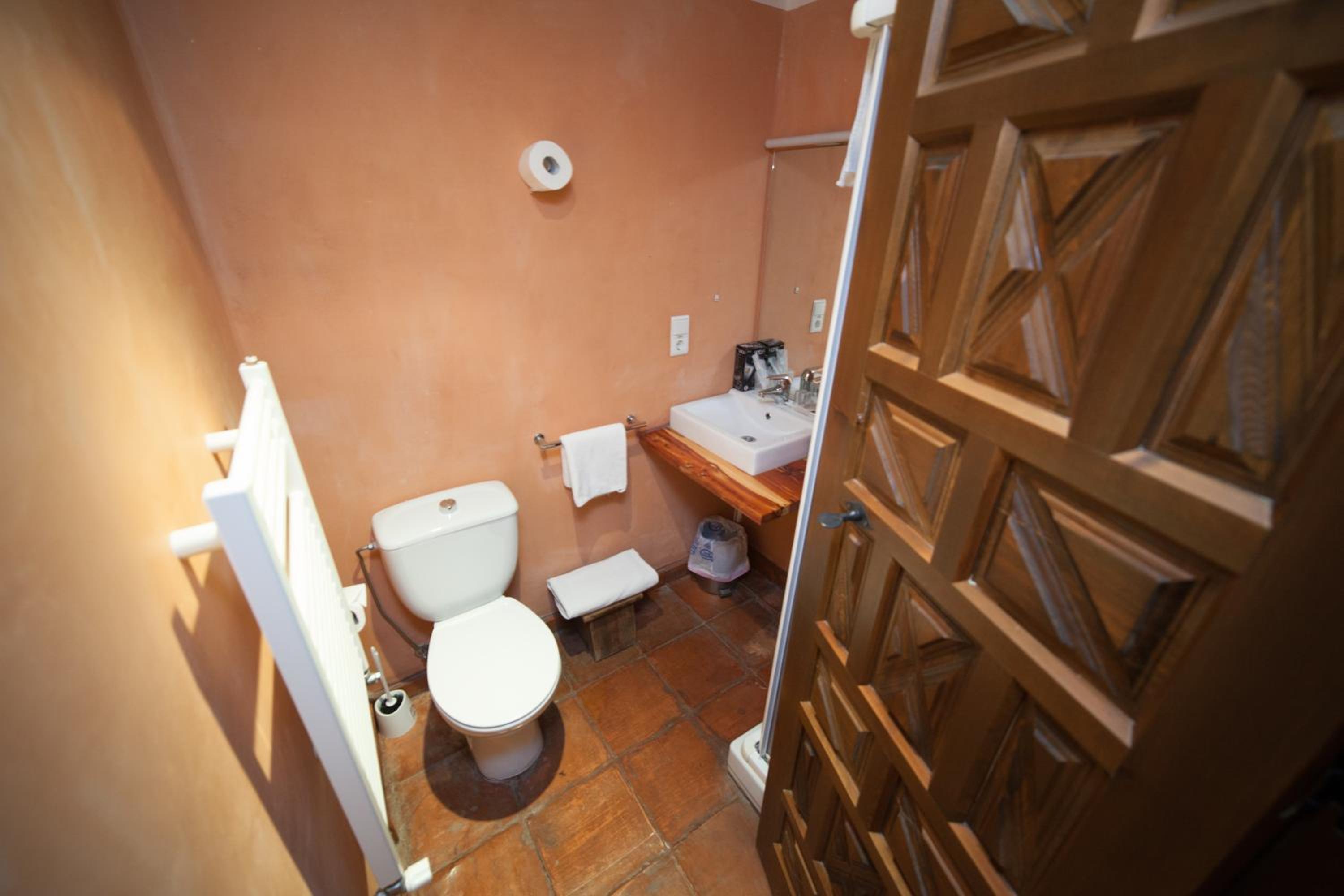 Single Room photo 3