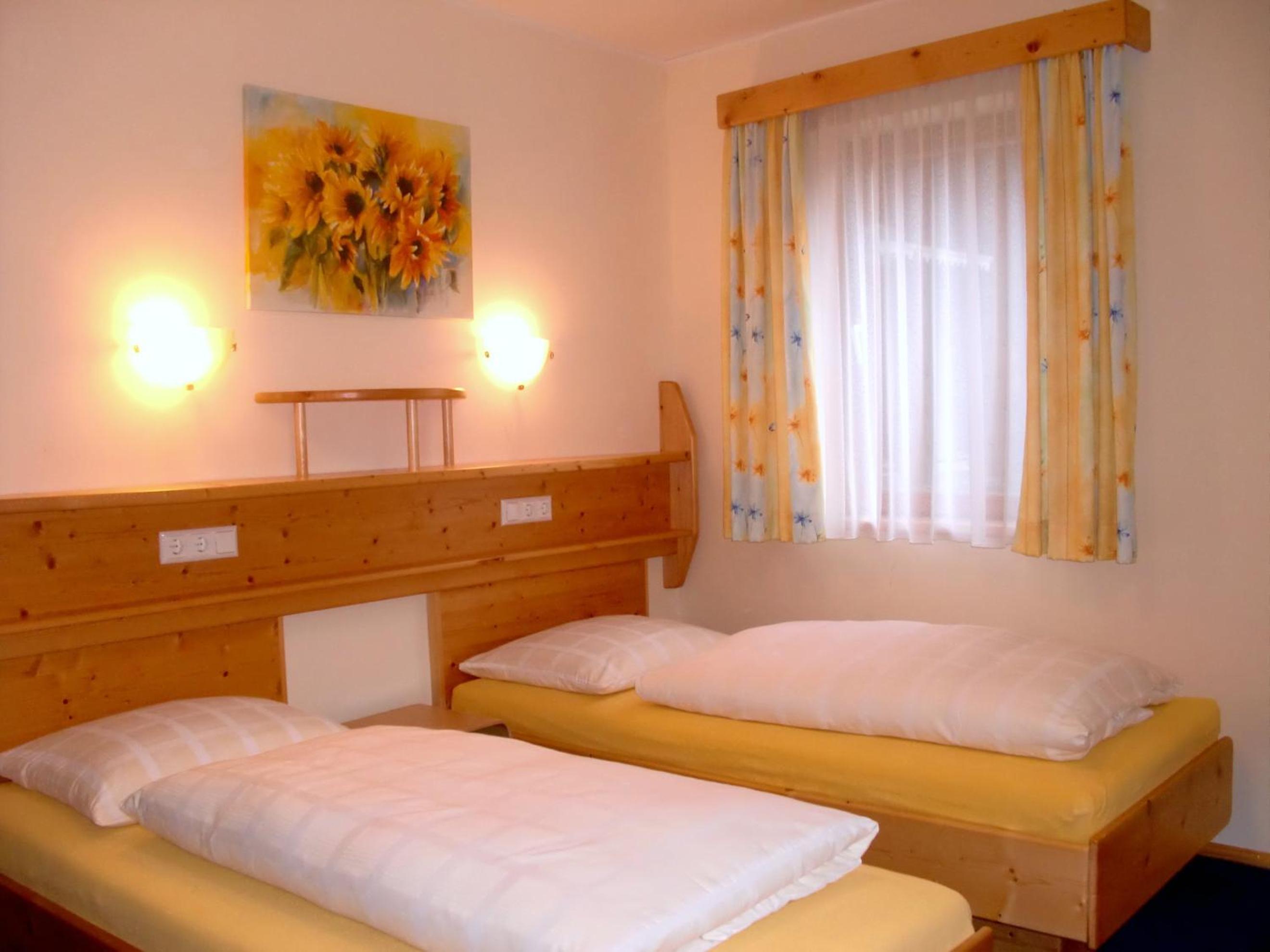 Double or Twin Room photo 2