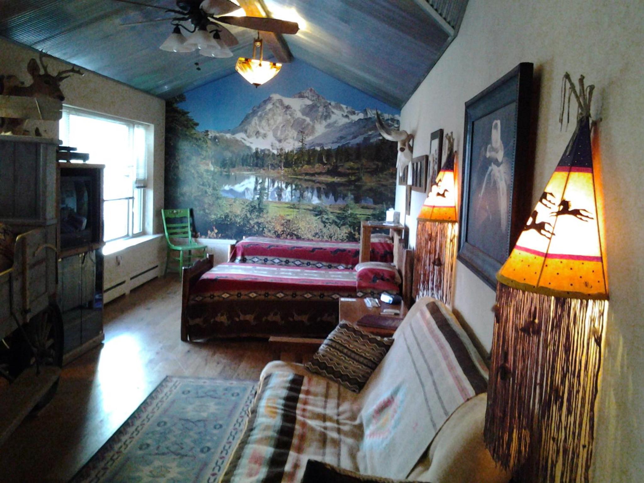 Rocky Mountain Room photo 3