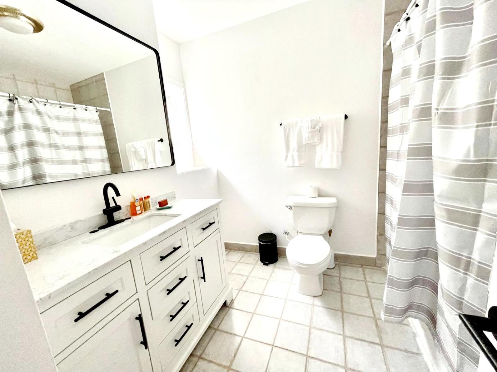 One-Bedroom House photo 3