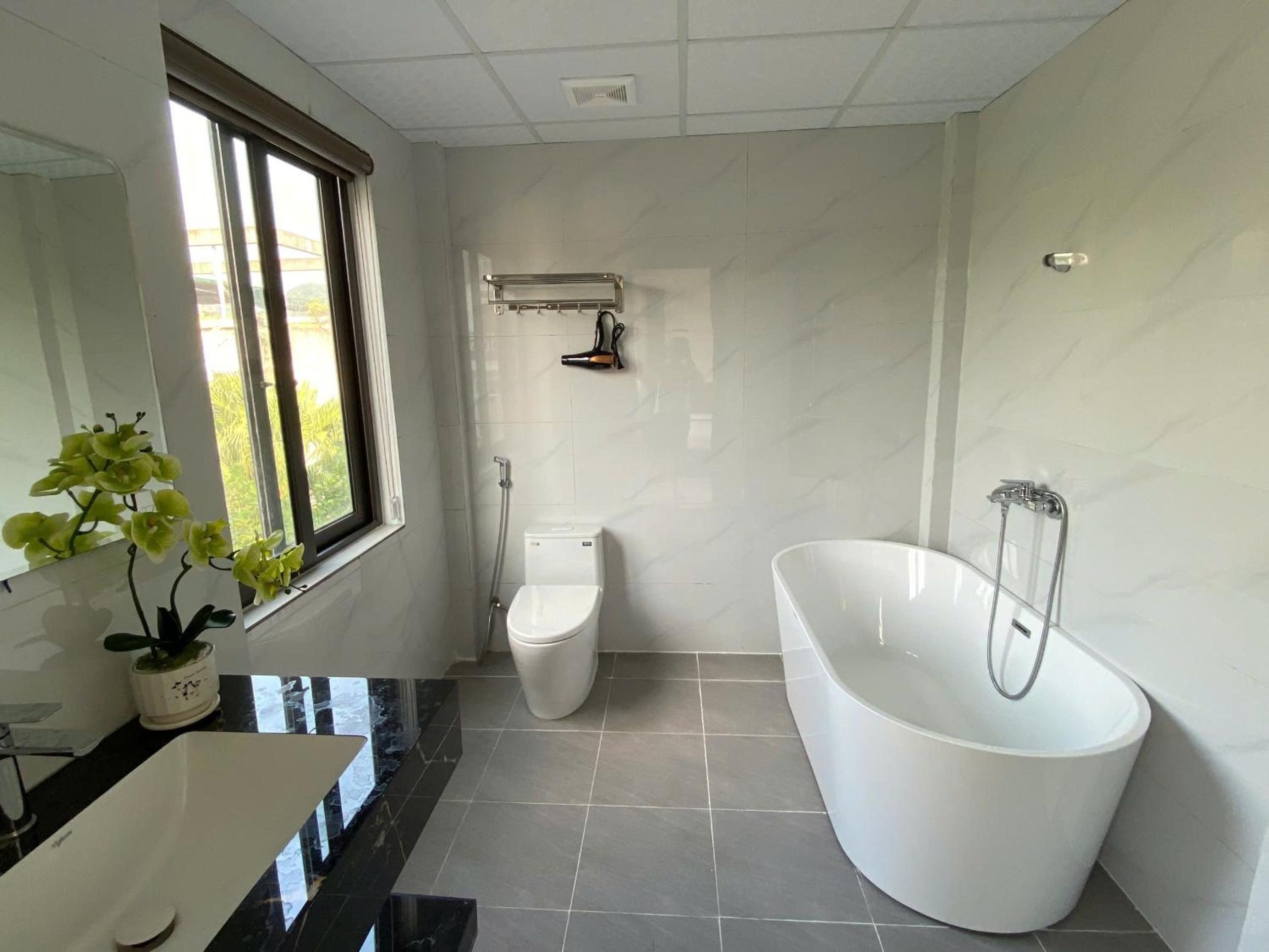 King Room with Pool View photo 1