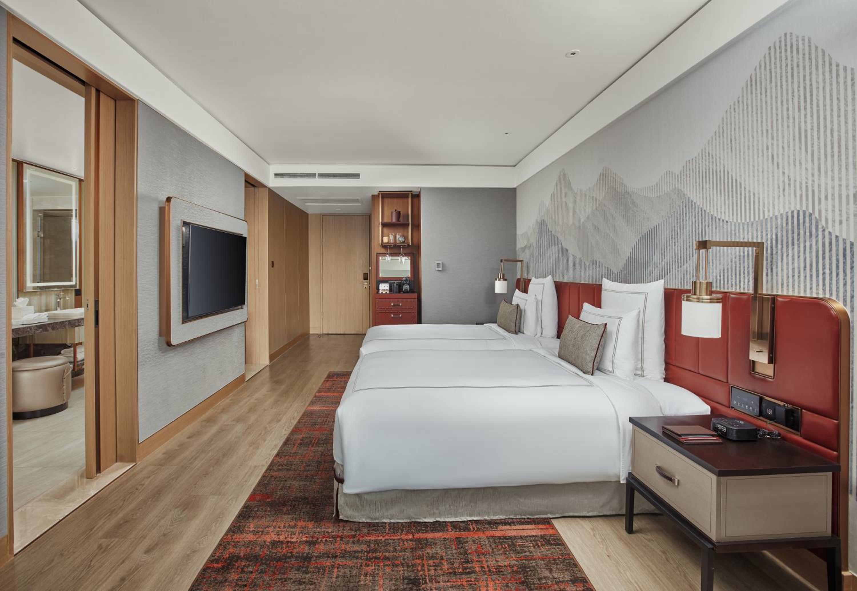 Swiss Executive Grand Suite with Two Double Beds - Photo 6